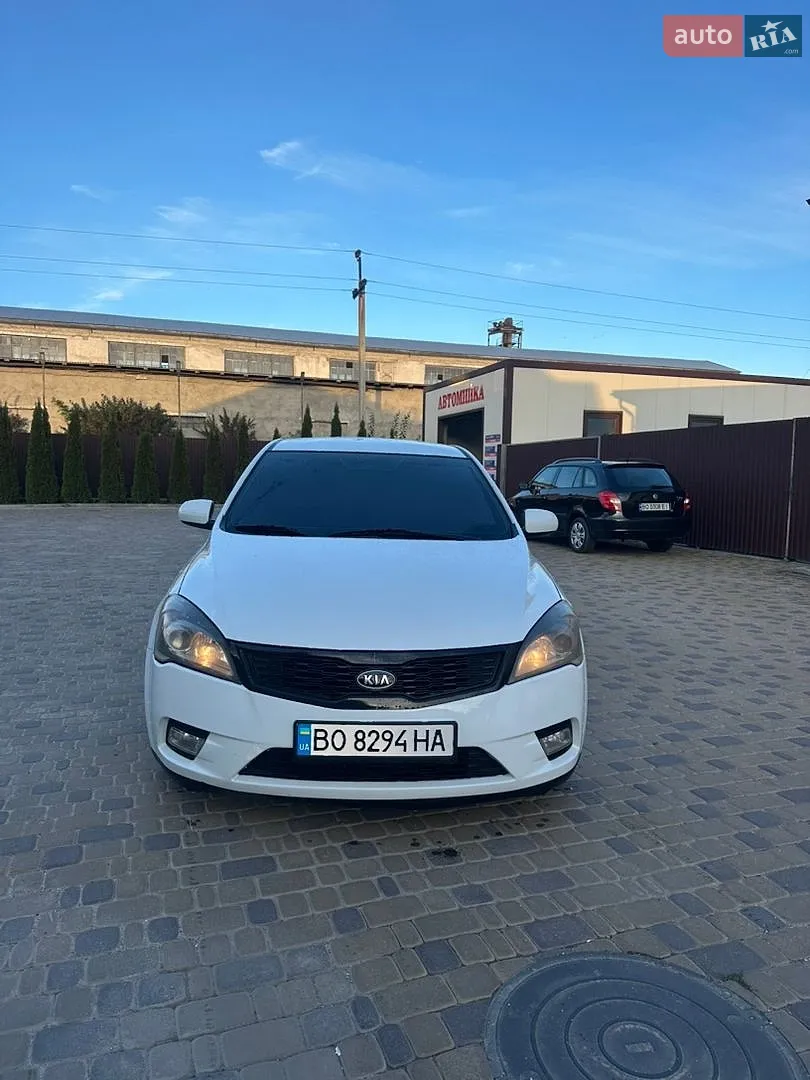 Kia Ceed, 2011