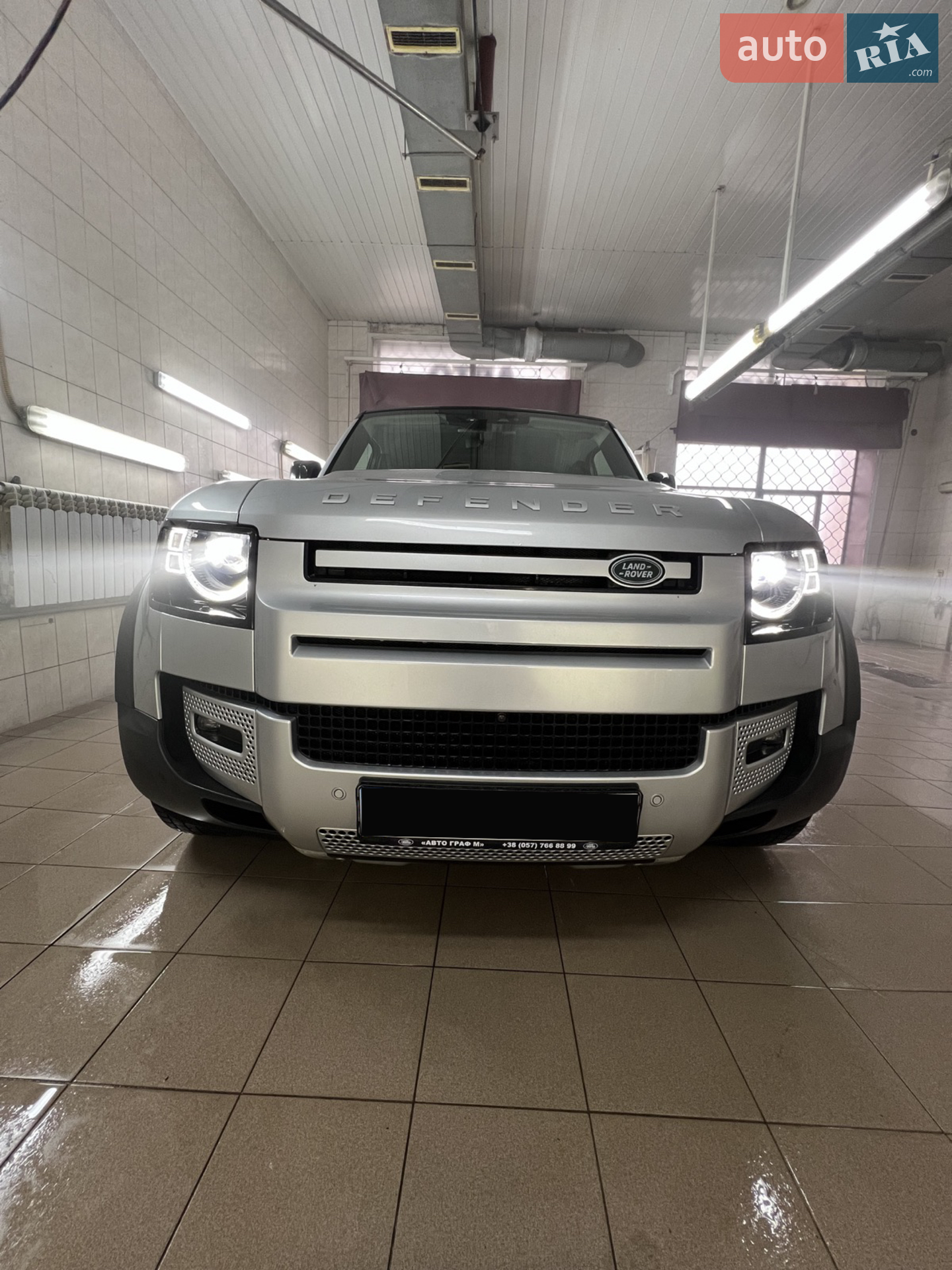 Land Rover Defender, 2020