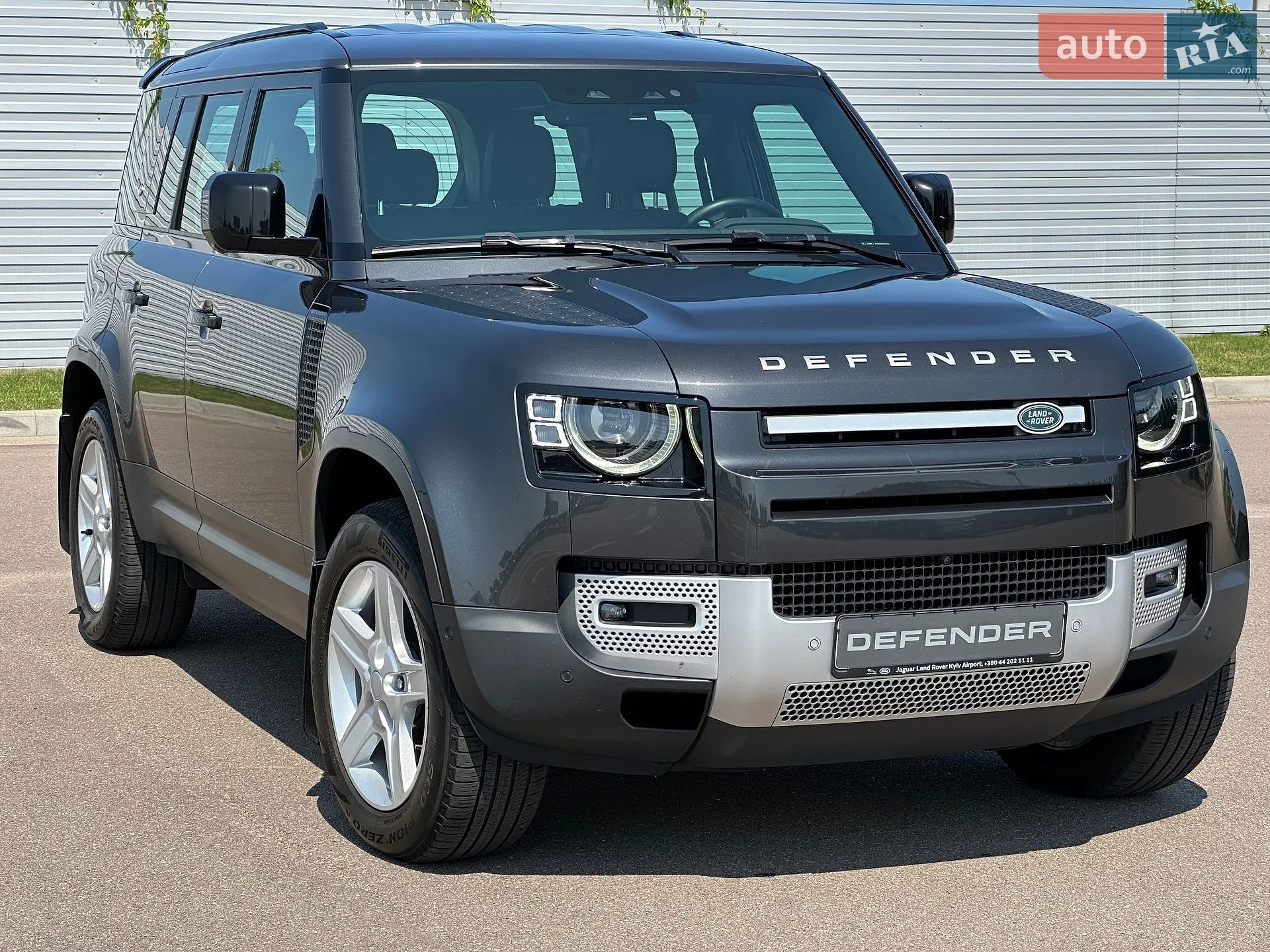 Land Rover Defender, 2022