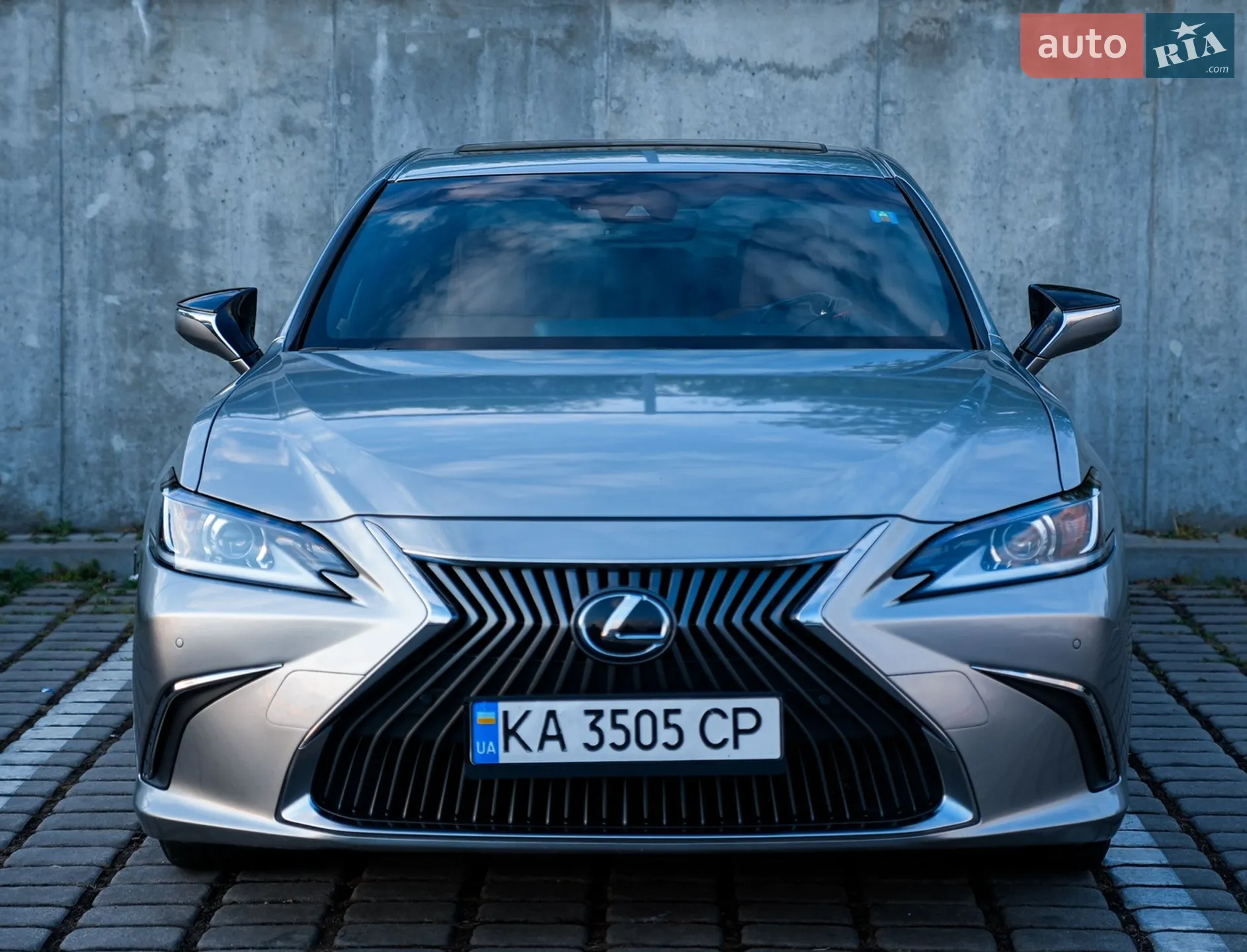 Lexus ES, 2020
