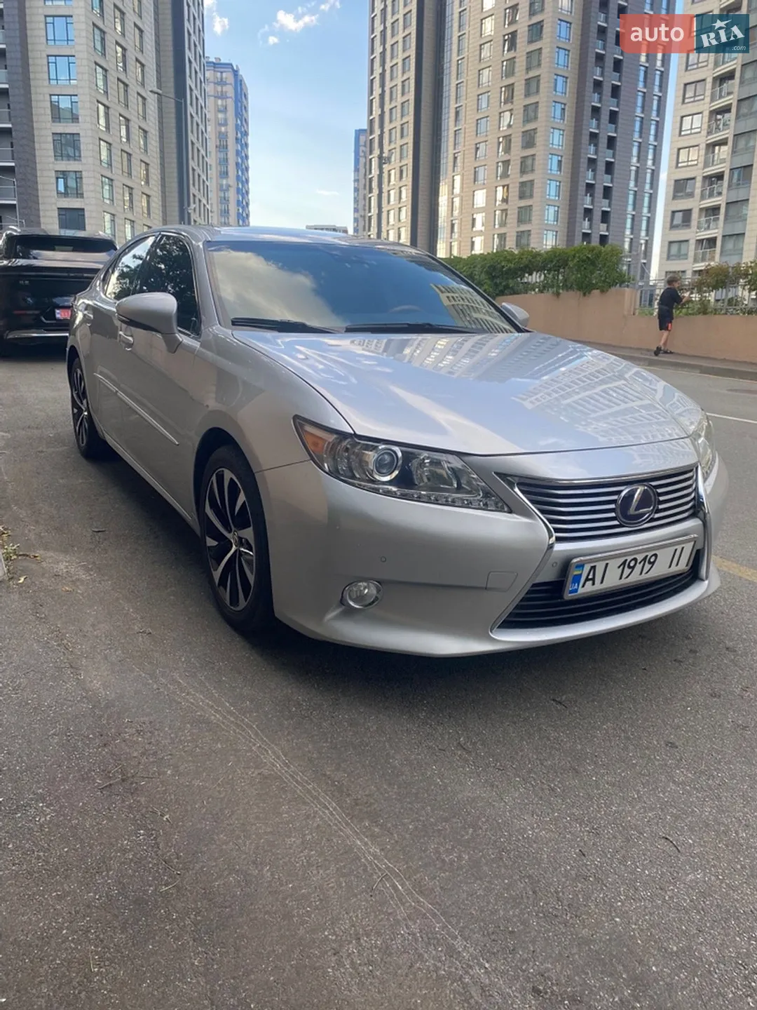 Lexus ES, 2012
