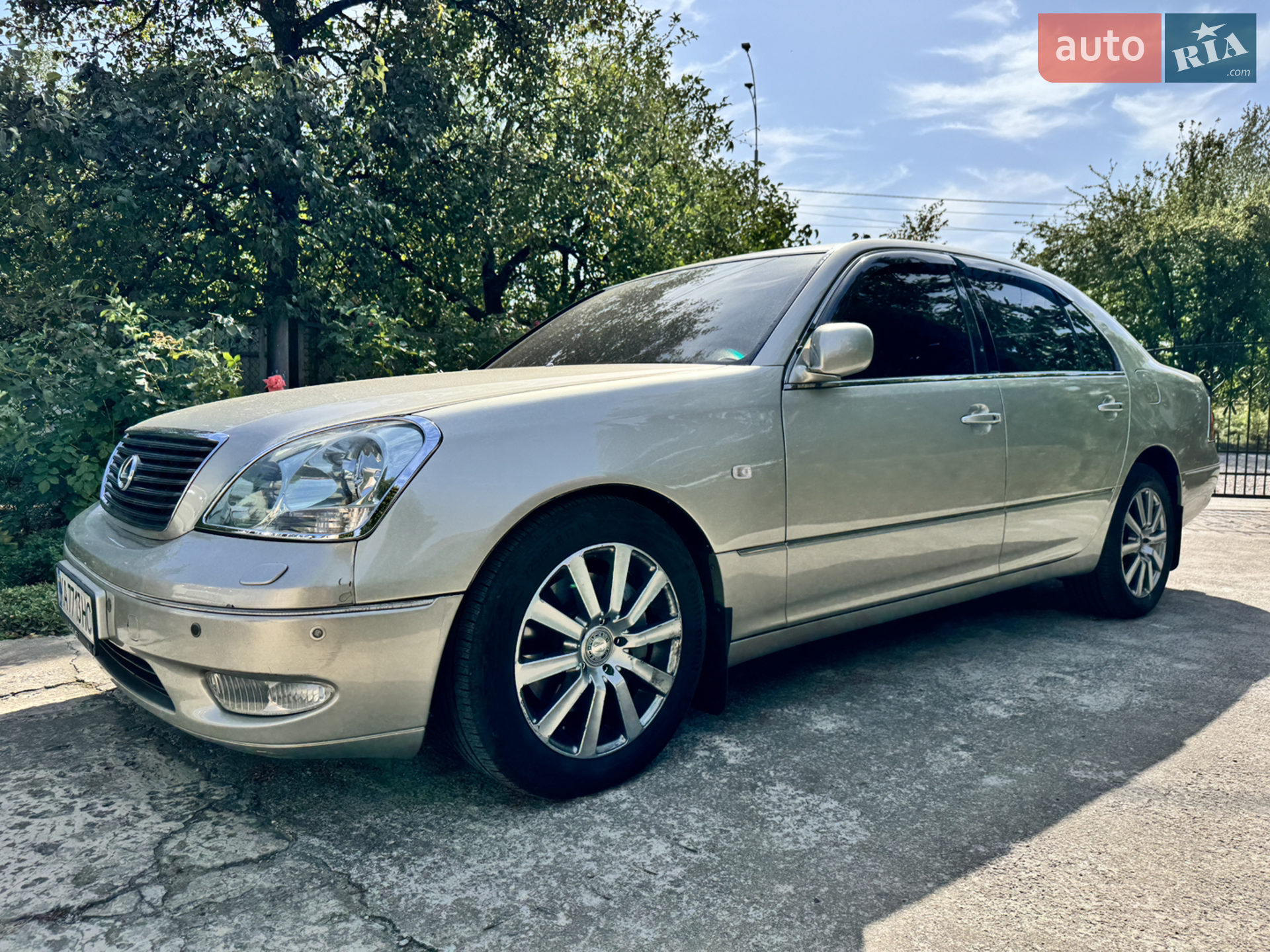 Lexus LS, 2002