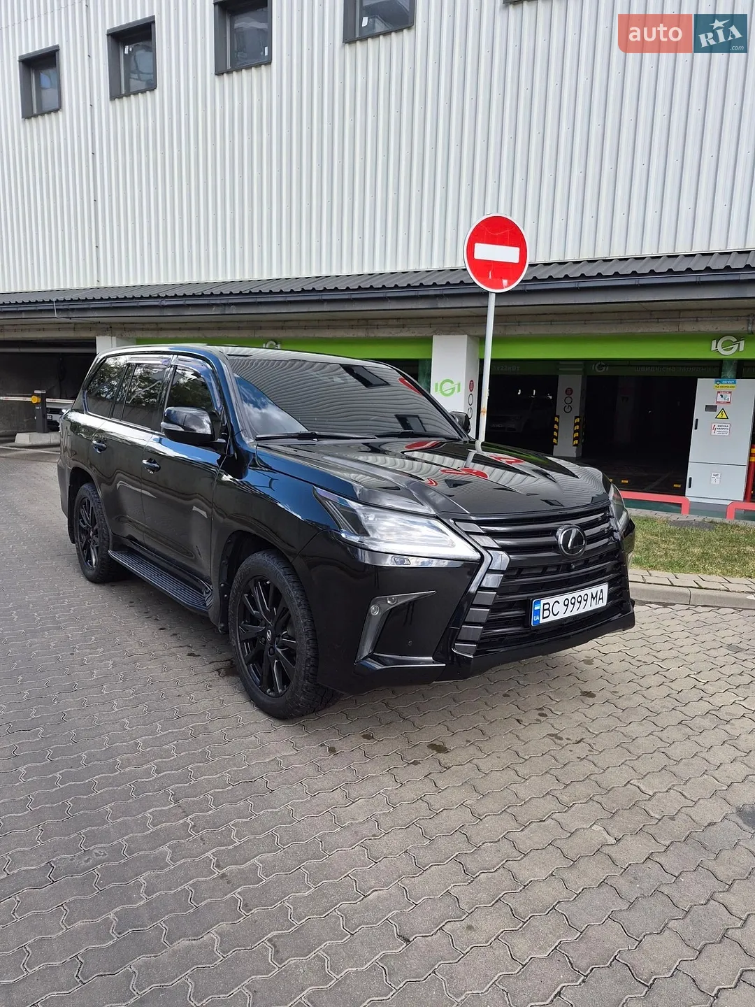 Lexus LX, 2019