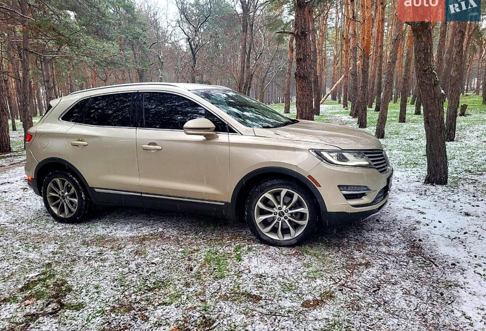 Lincoln MKC, 2016