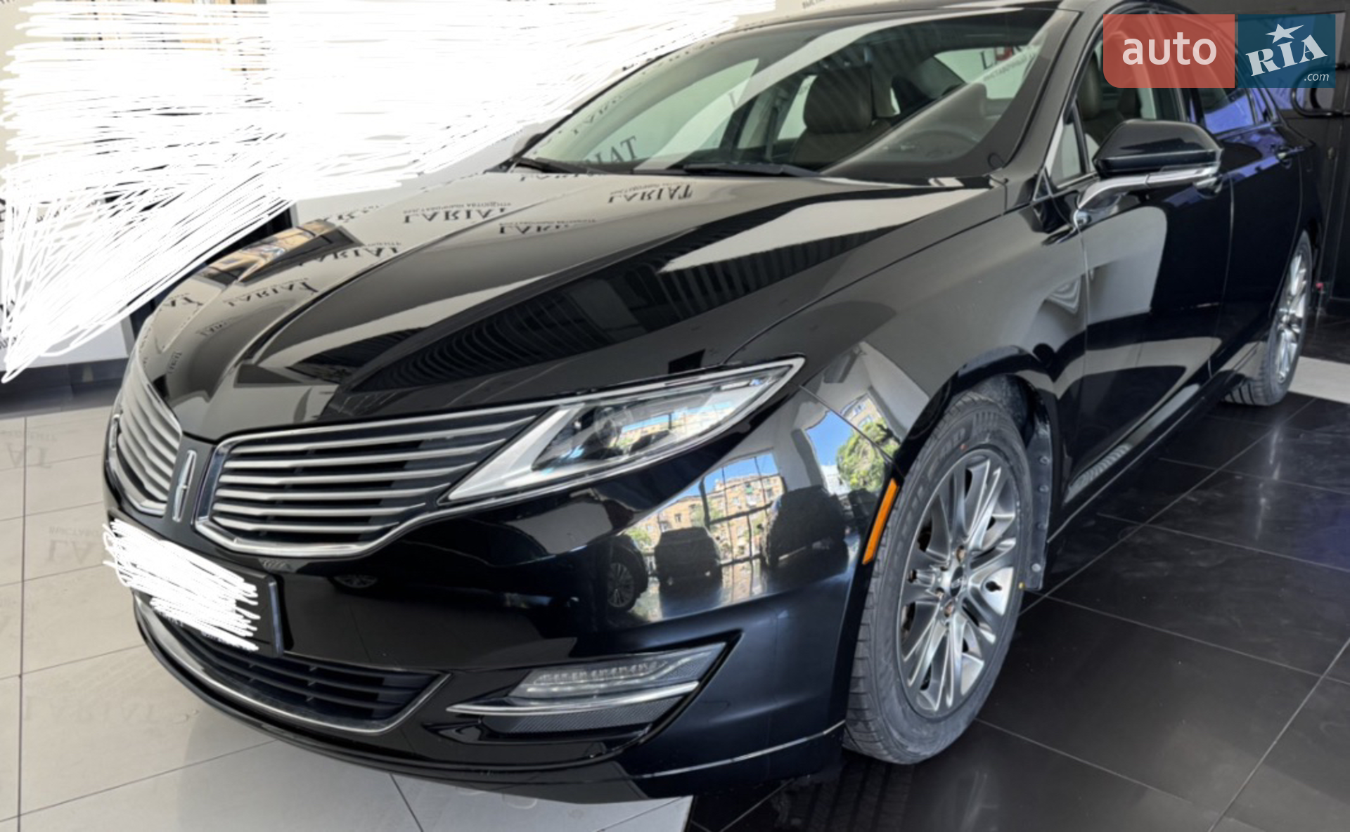 Lincoln MKZ, 2014