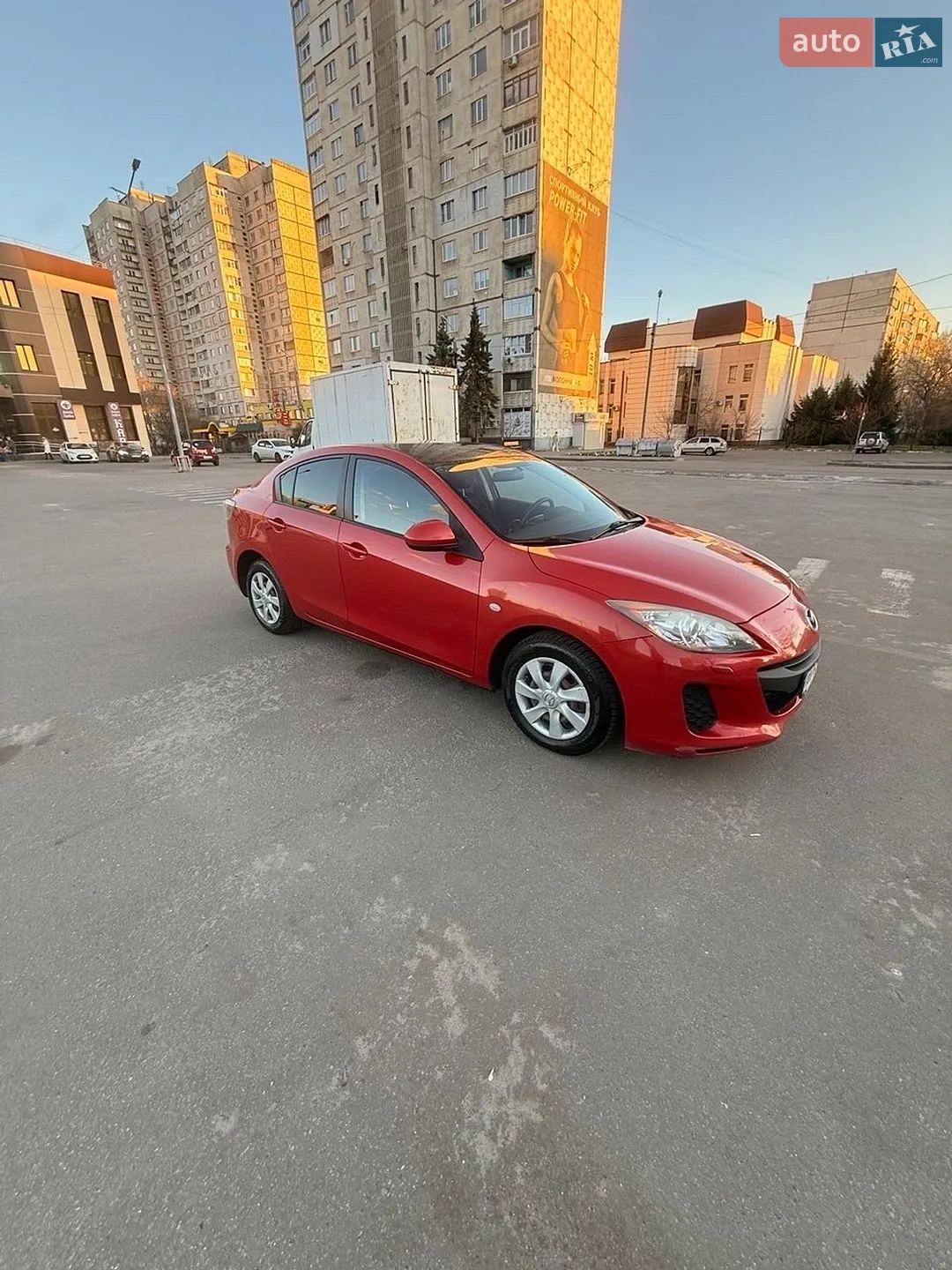 Mazda 3, 2012