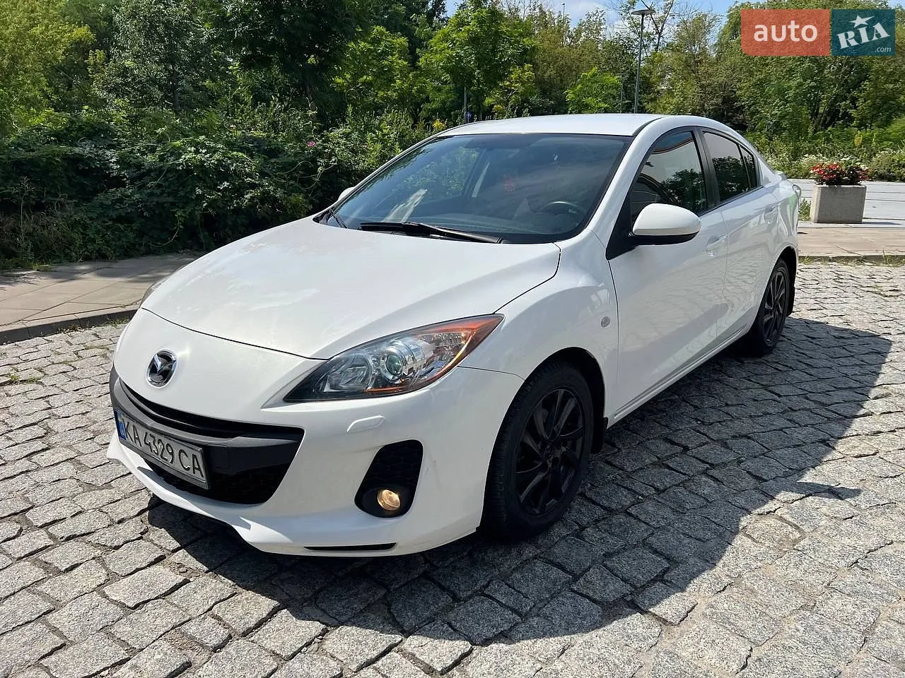 Mazda 3, 2012