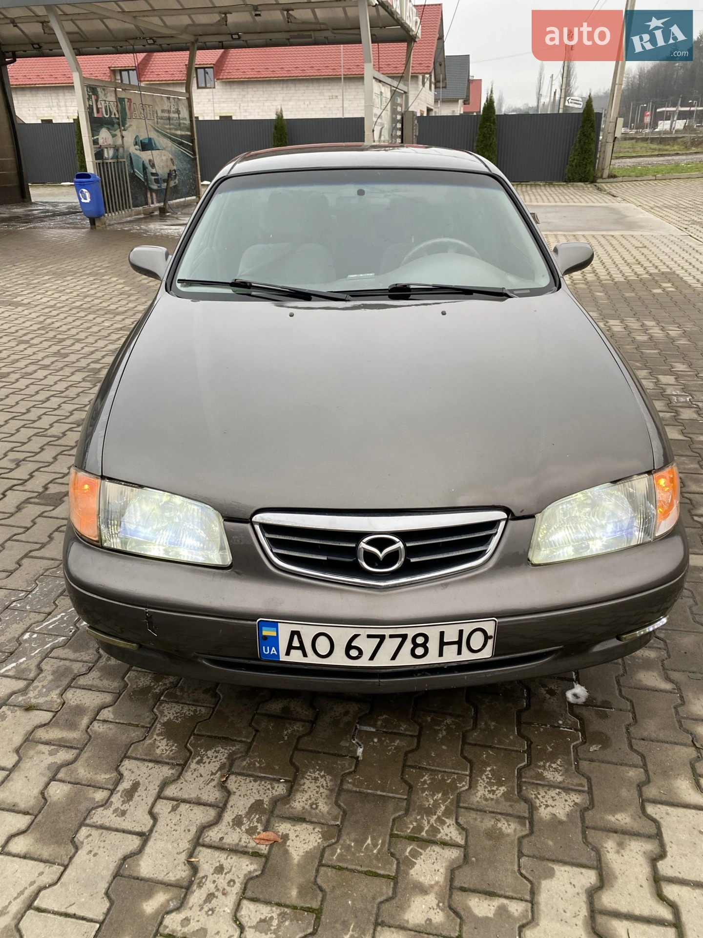Mazda 626, 2001
