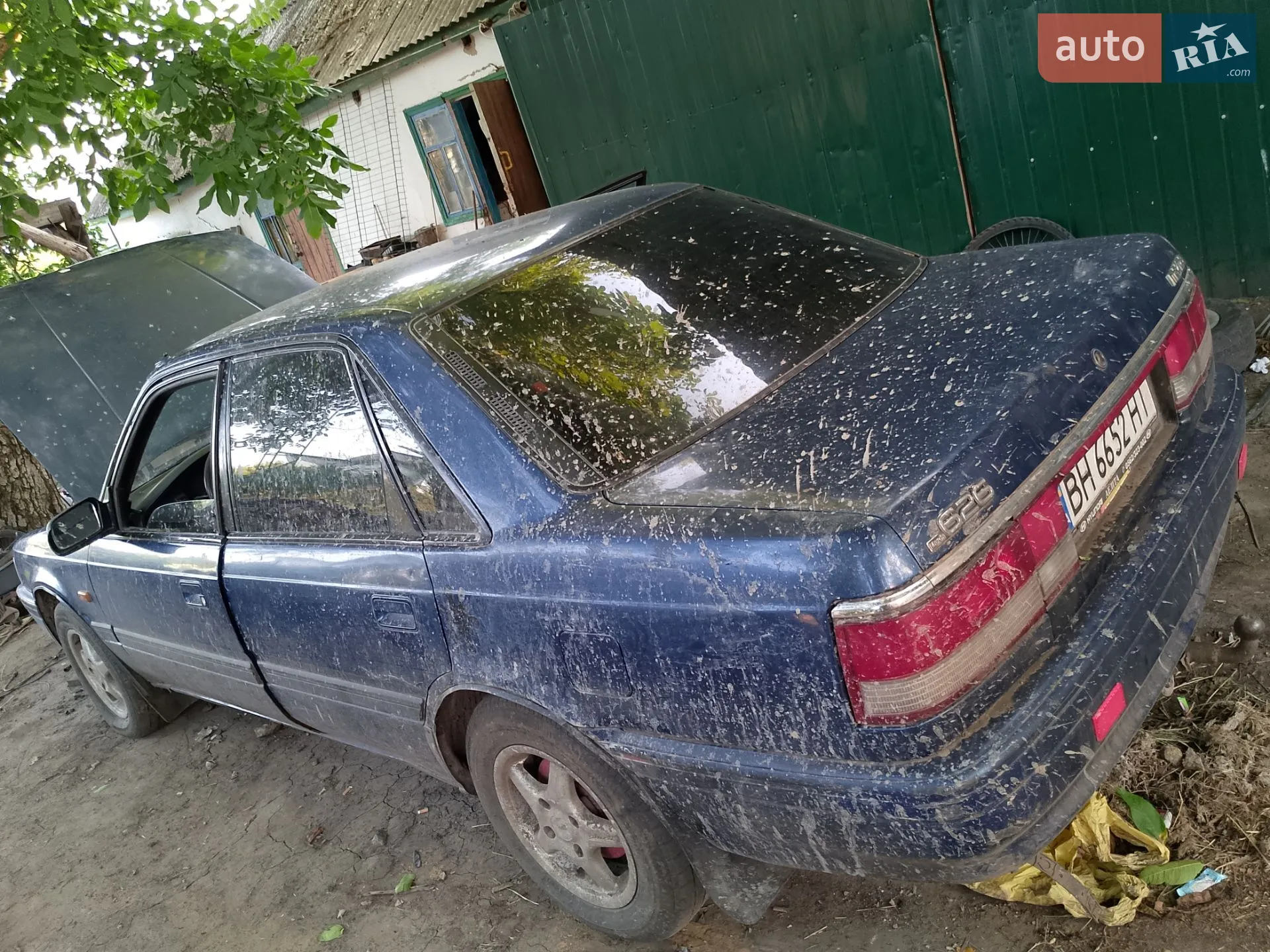 Mazda 626, 1990