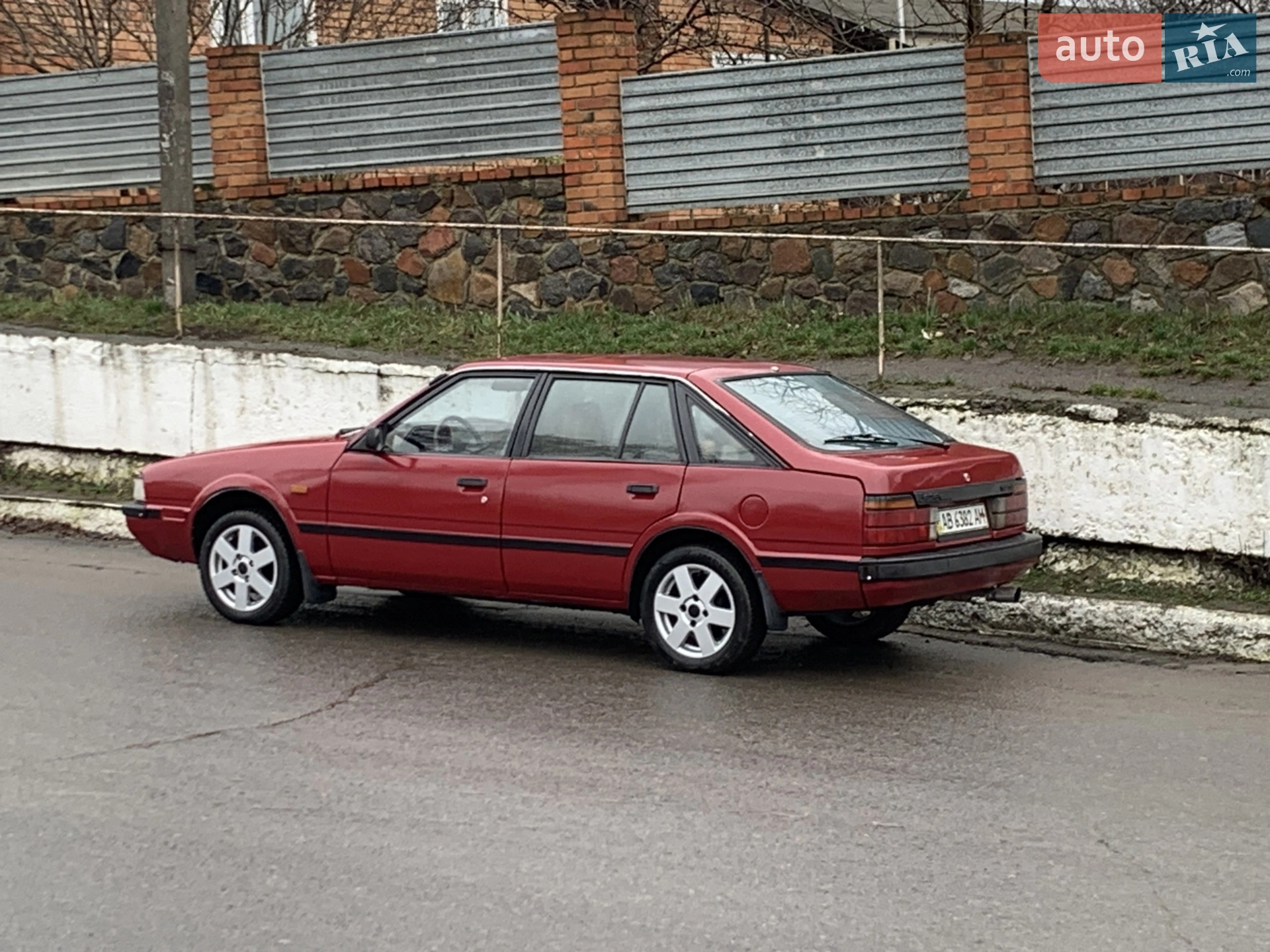 Mazda 626, 1985