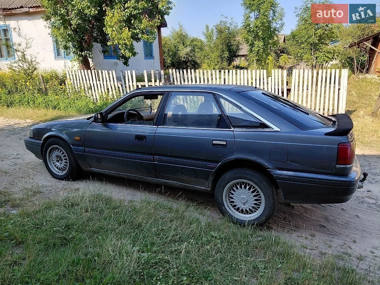 Mazda 626, 1987