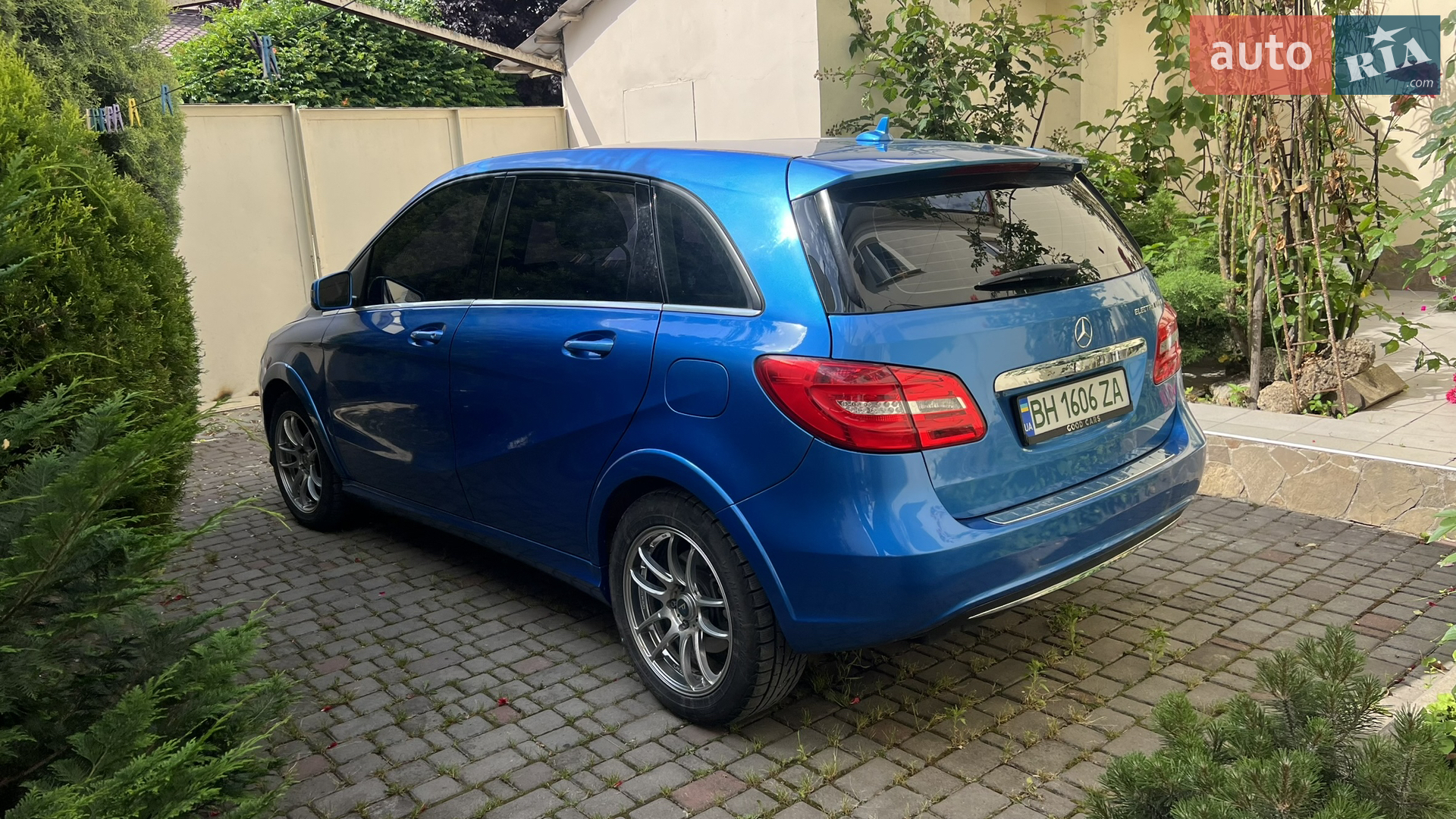 Mercedes-Benz B-Class, 2014