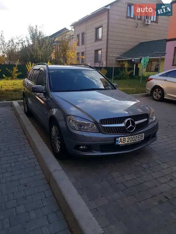 Mercedes-Benz C-Class, 2011