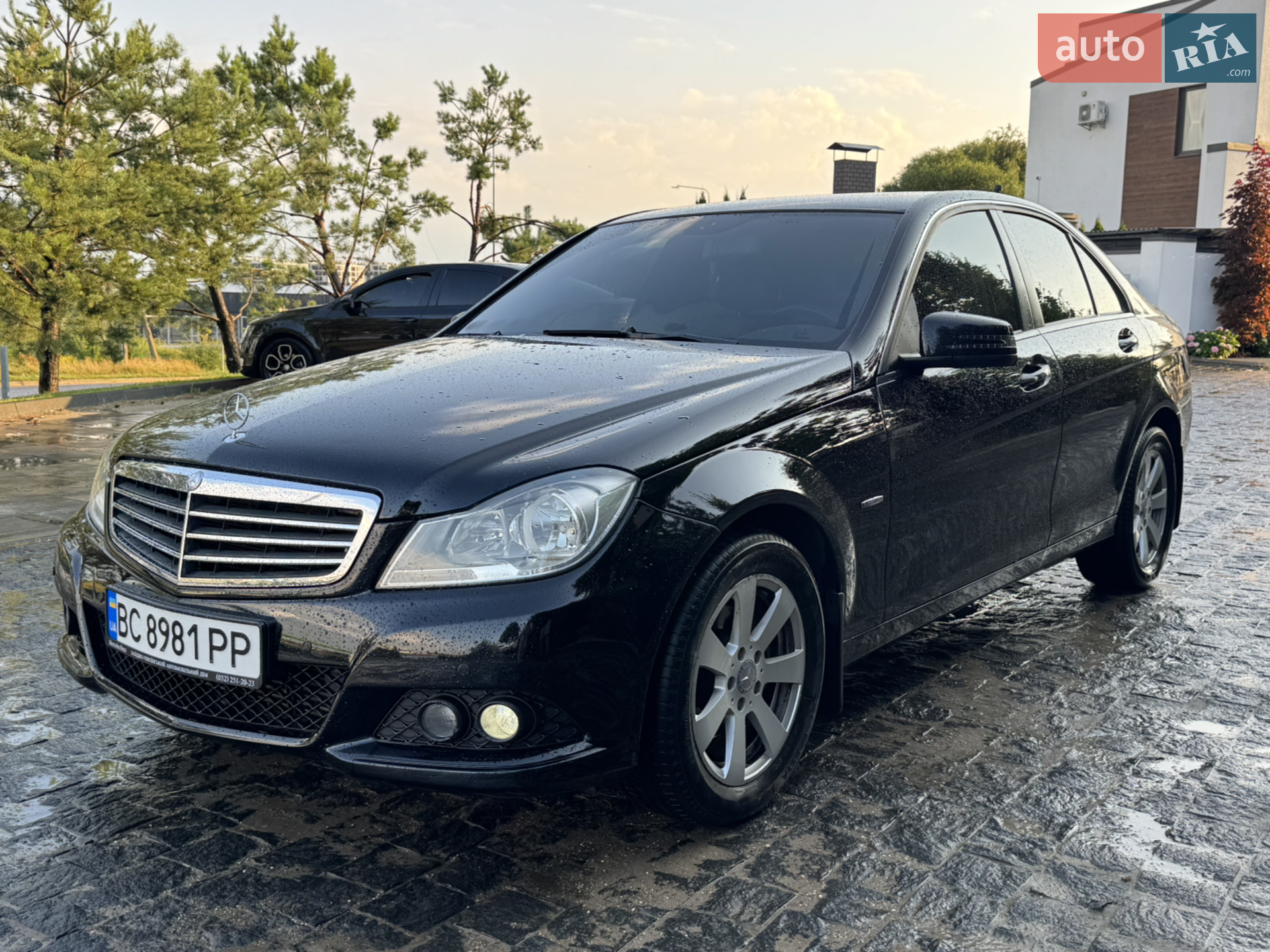 Mercedes-Benz C-Class, 2011