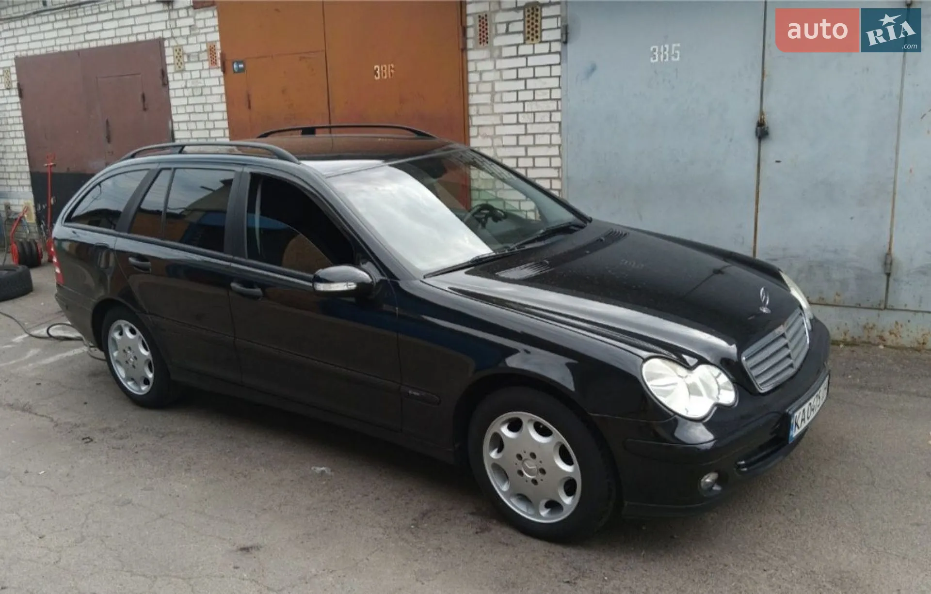 Mercedes-Benz C-Class, 2004