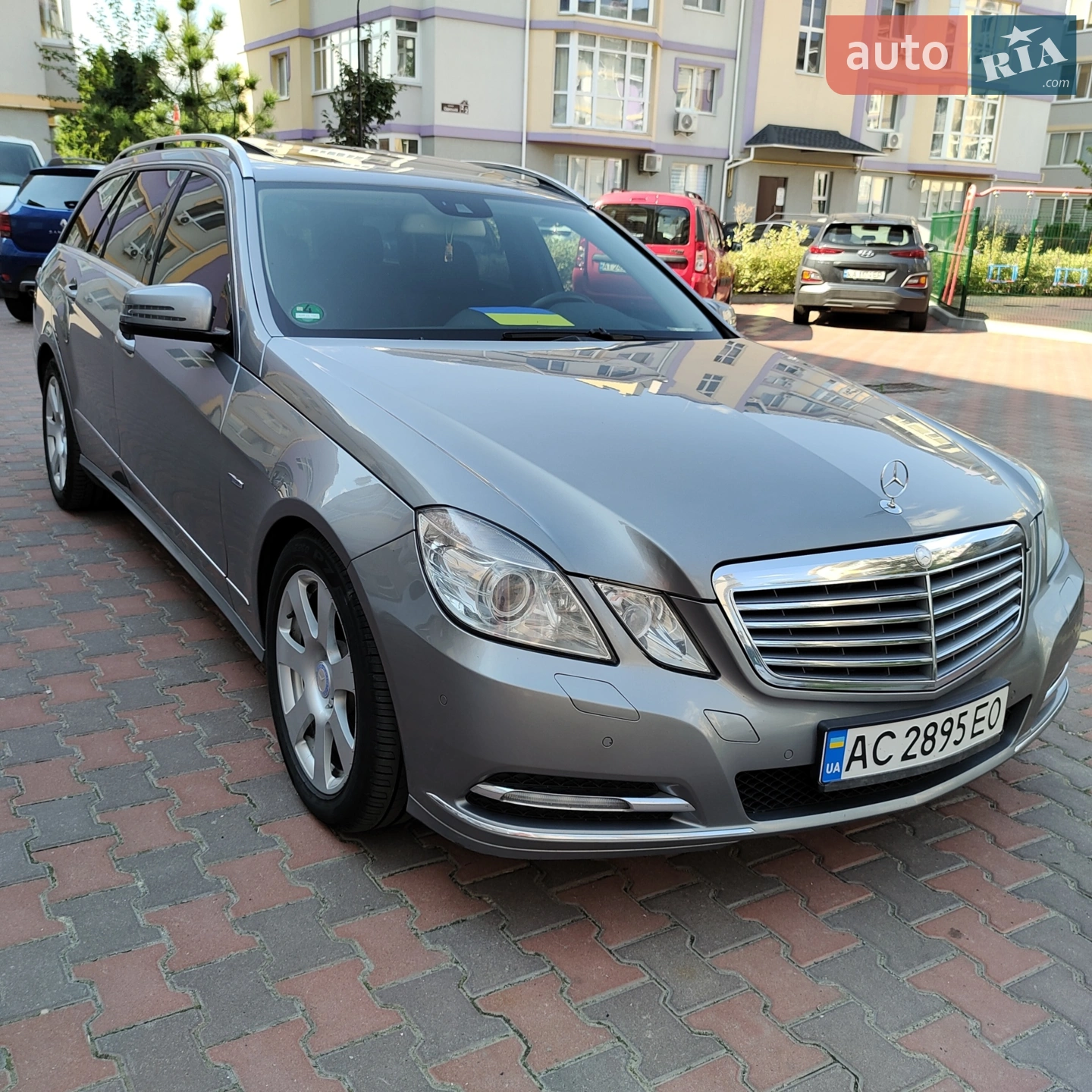 Mercedes-Benz E-Class, 2012