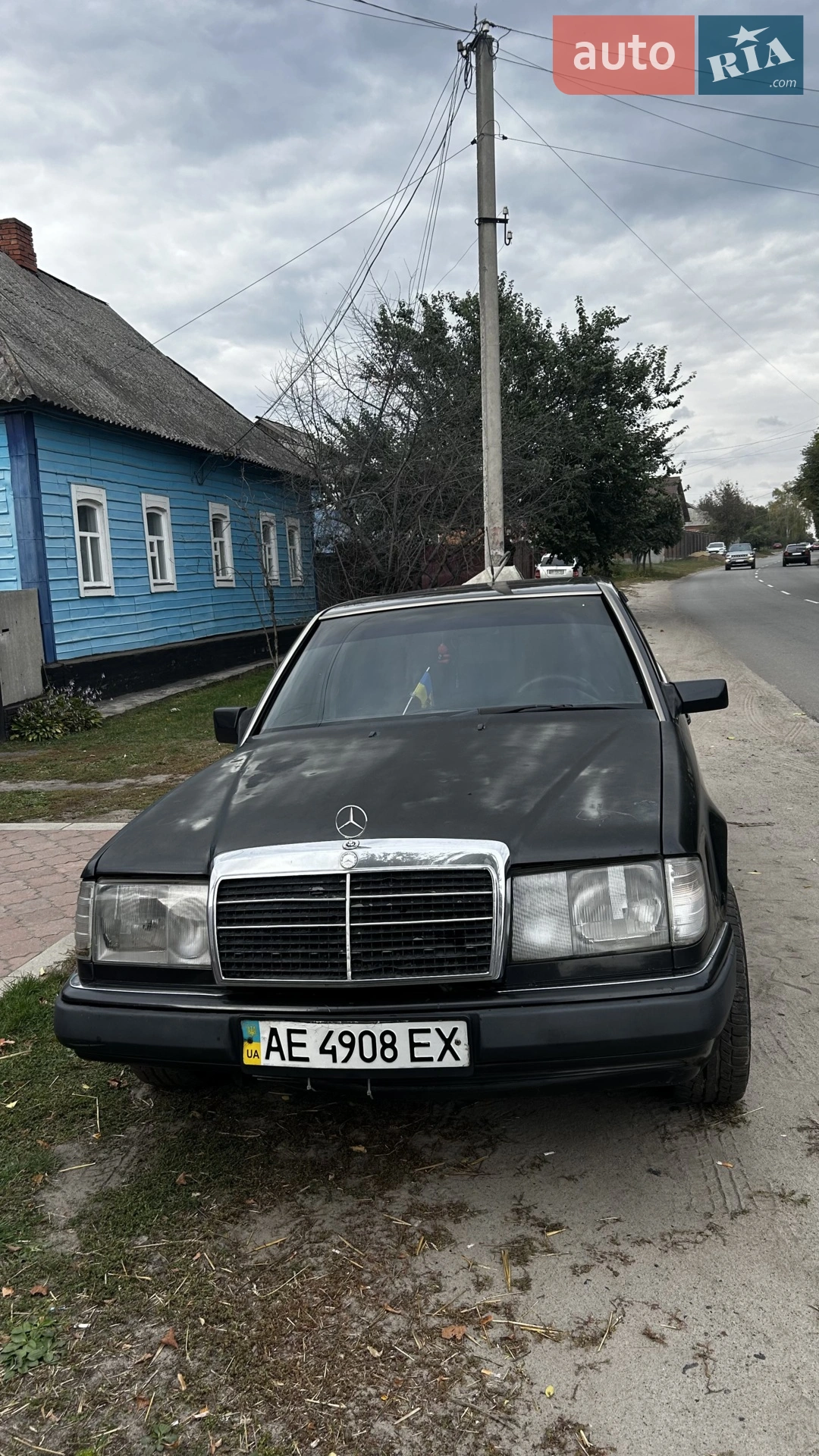 Mercedes-Benz E-Class, 1990