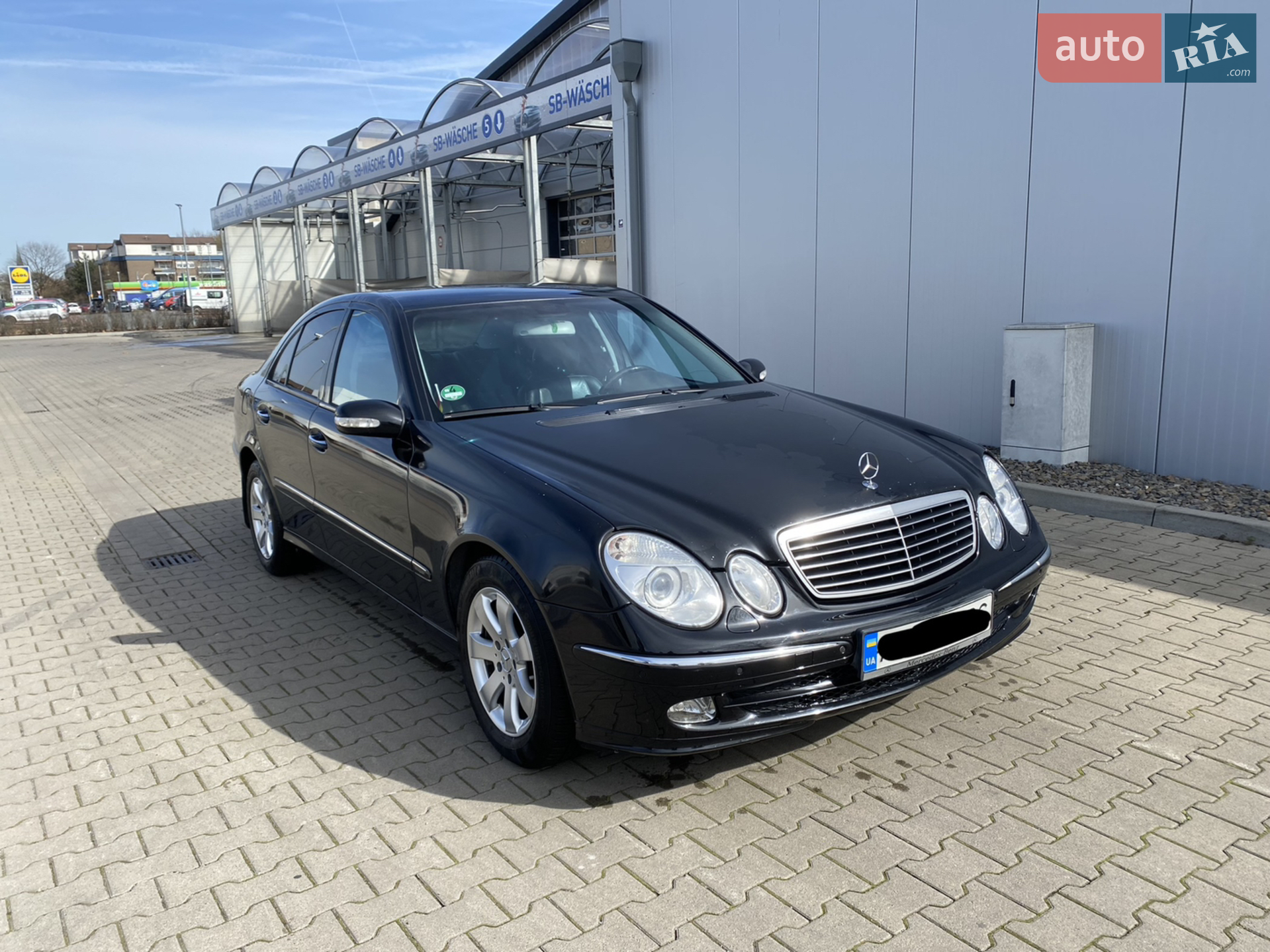Mercedes-Benz E-Class, 2004