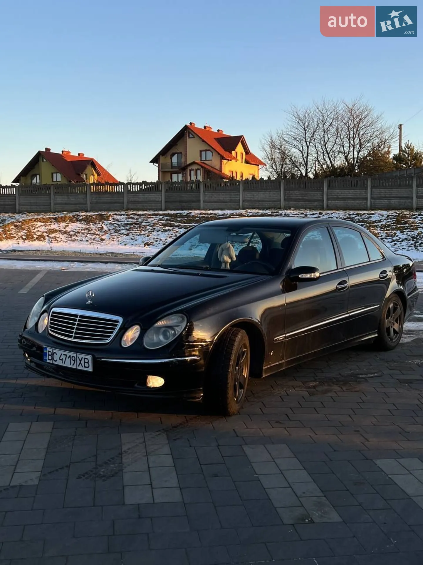 Mercedes-Benz E-Class, 2004