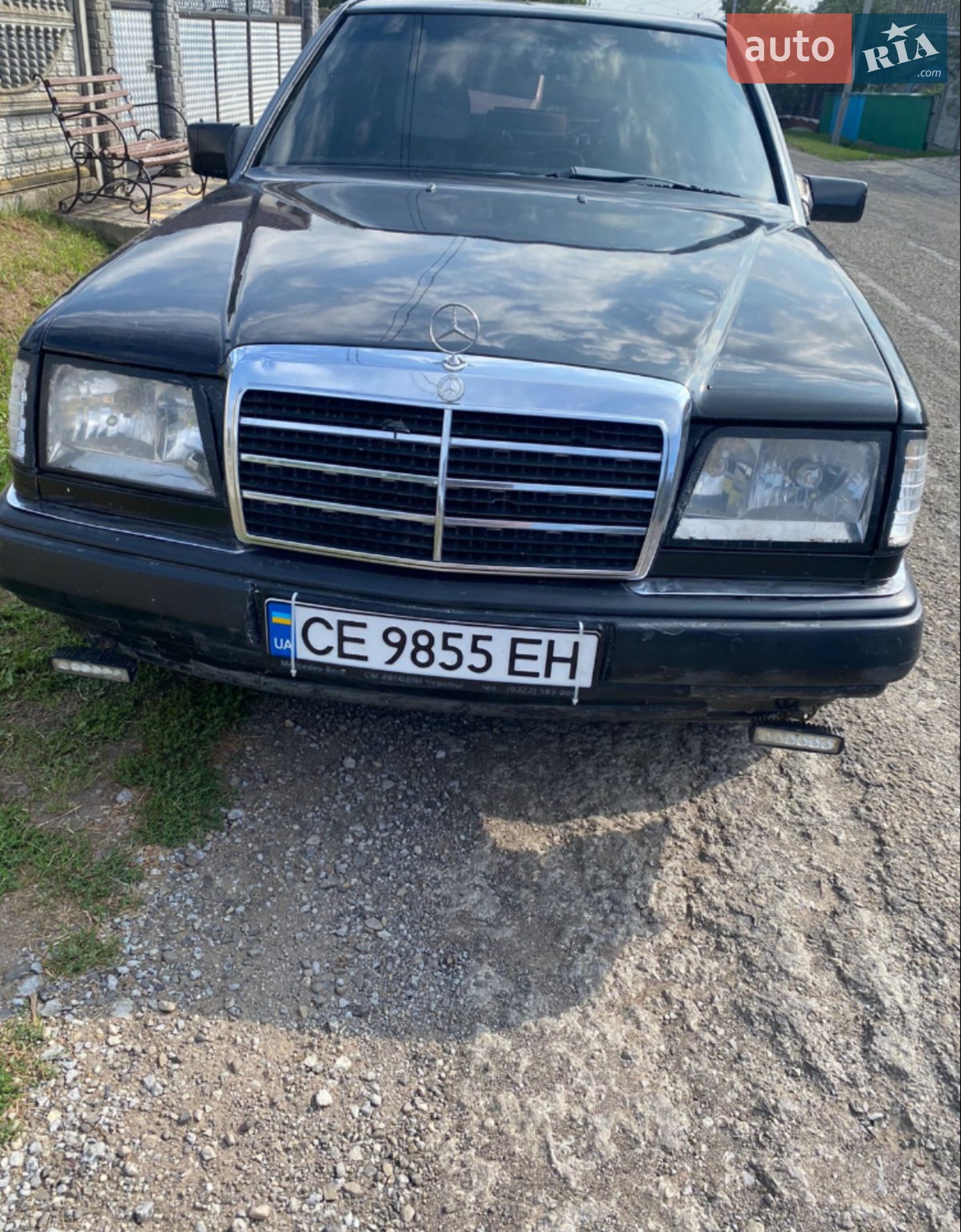 Mercedes-Benz E-Class, 1987
