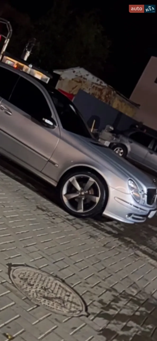 Mercedes-Benz E-Class, 2005