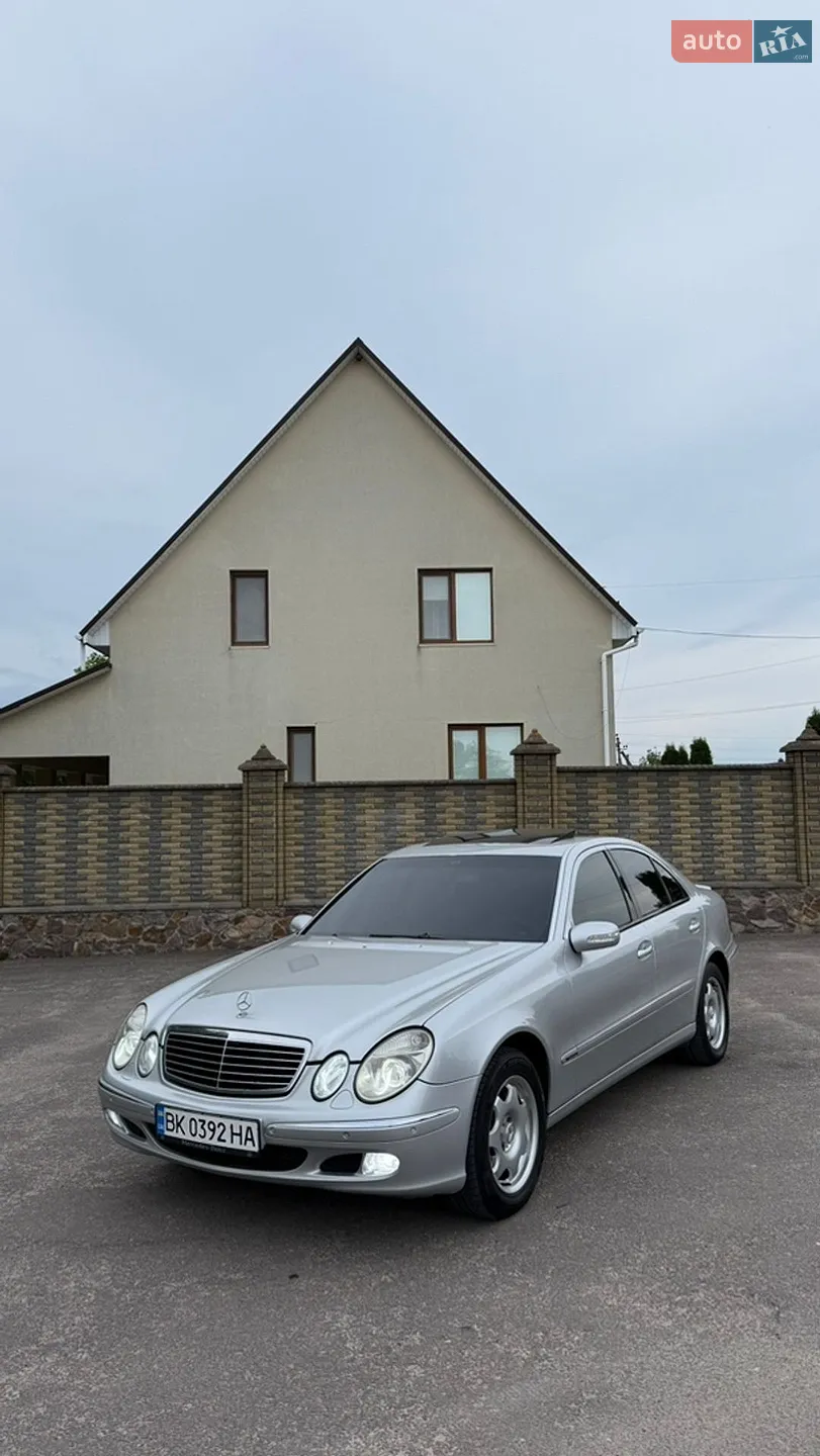 Mercedes-Benz E-Class, 2004