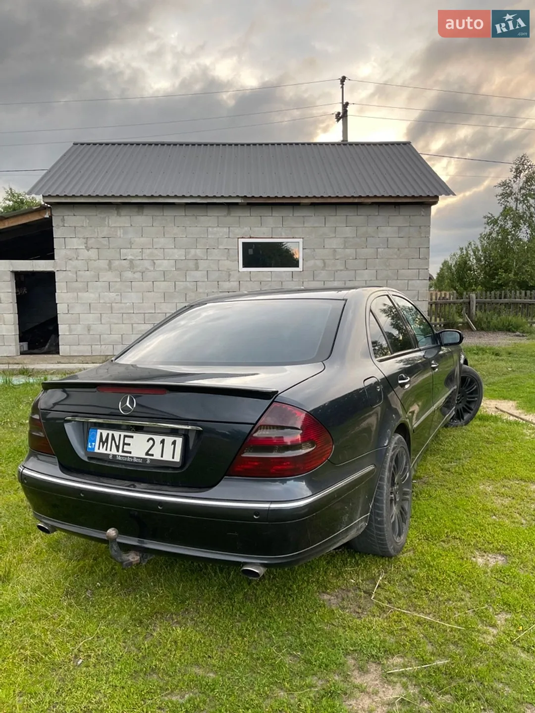 Mercedes-Benz E-Class, 2004