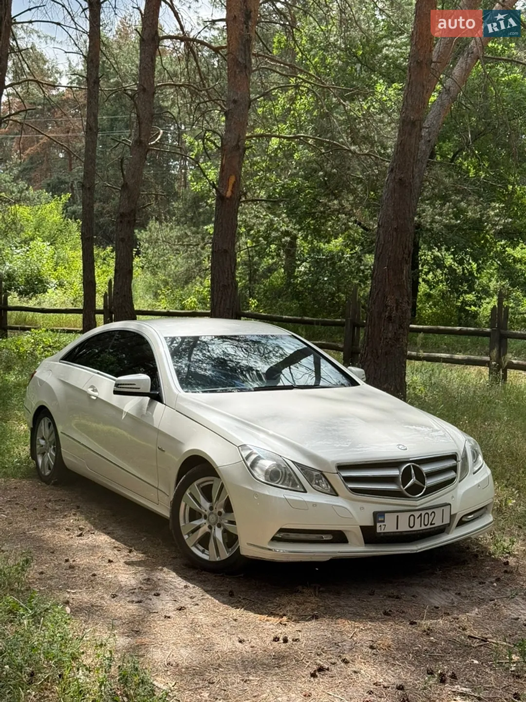 Mercedes-Benz E-Class, 2011