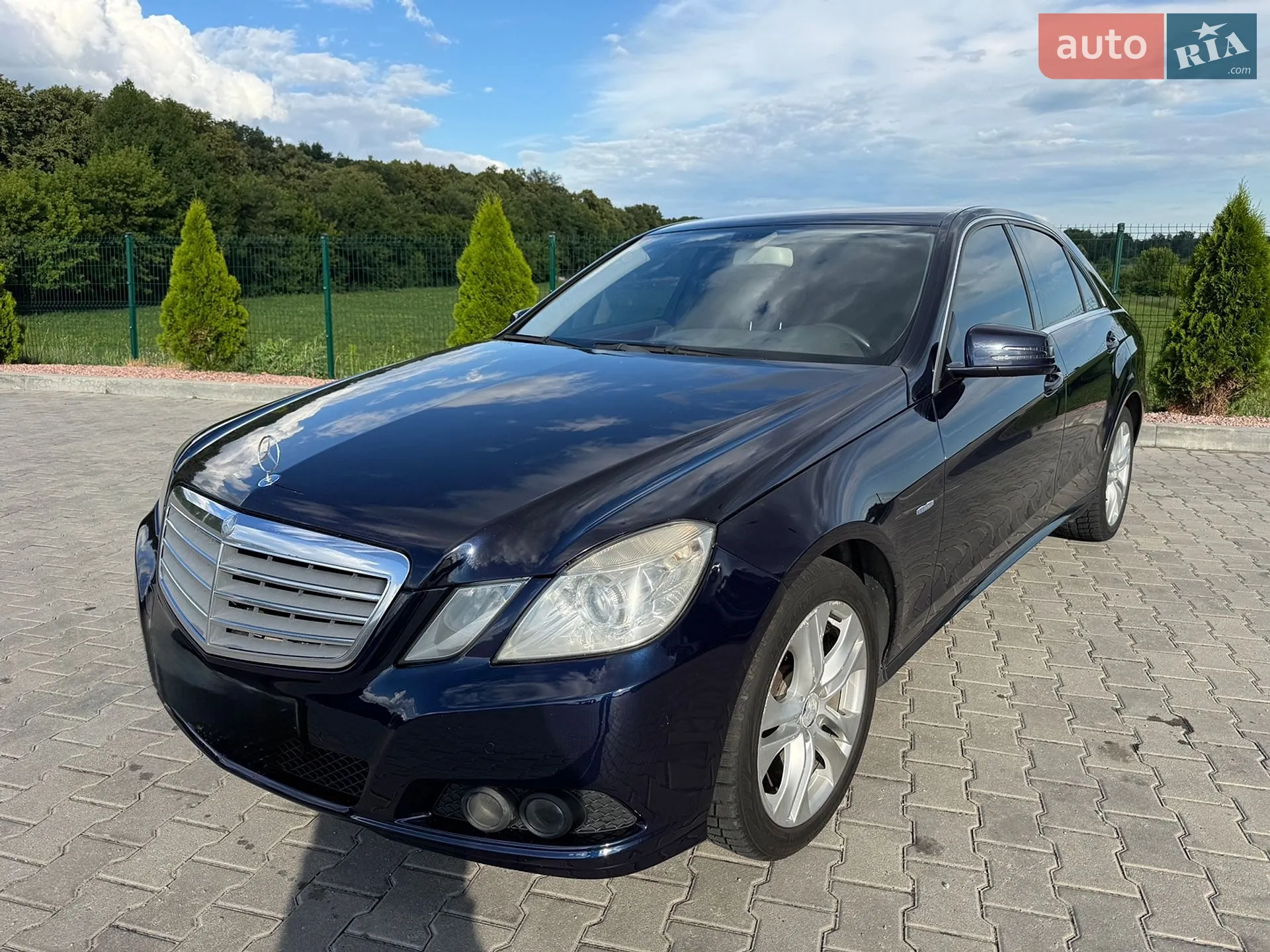 Mercedes-Benz E-Class, 2010