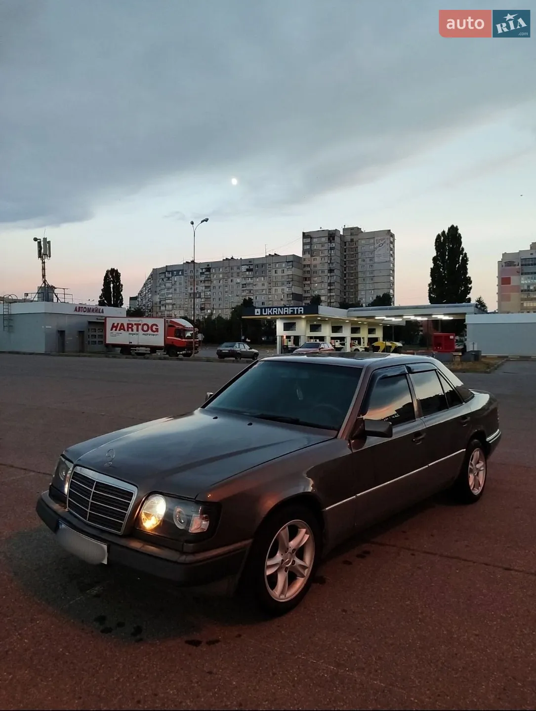Mercedes-Benz E-Class, 1994