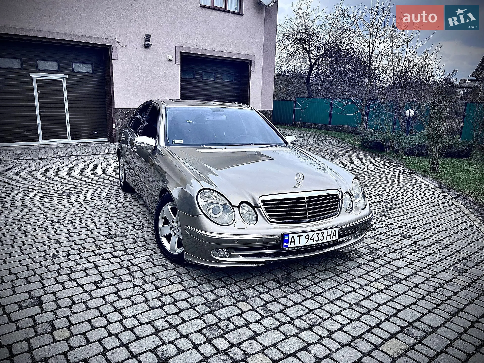 Mercedes-Benz E-Class, 2002