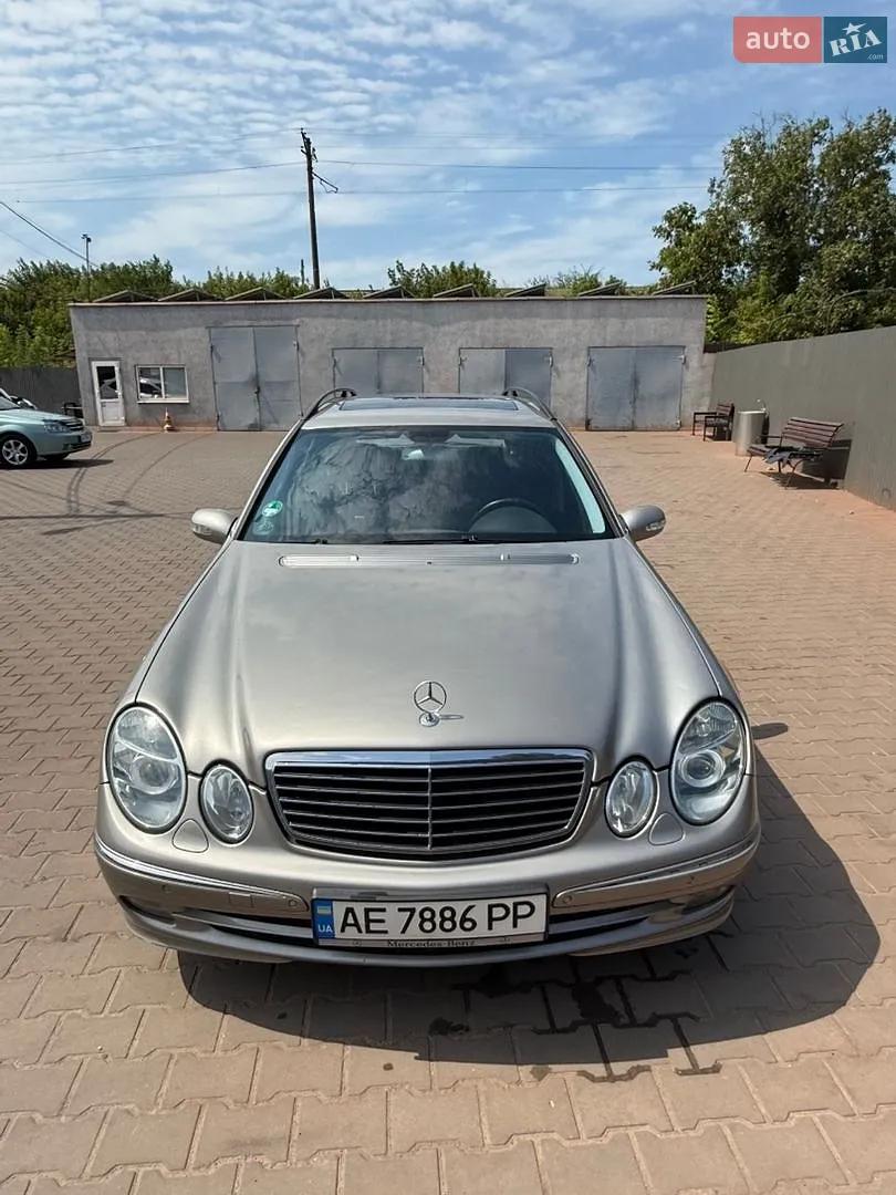 Mercedes-Benz E-Class, 2004