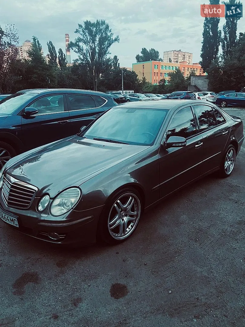 Mercedes-Benz E-Class, 2008