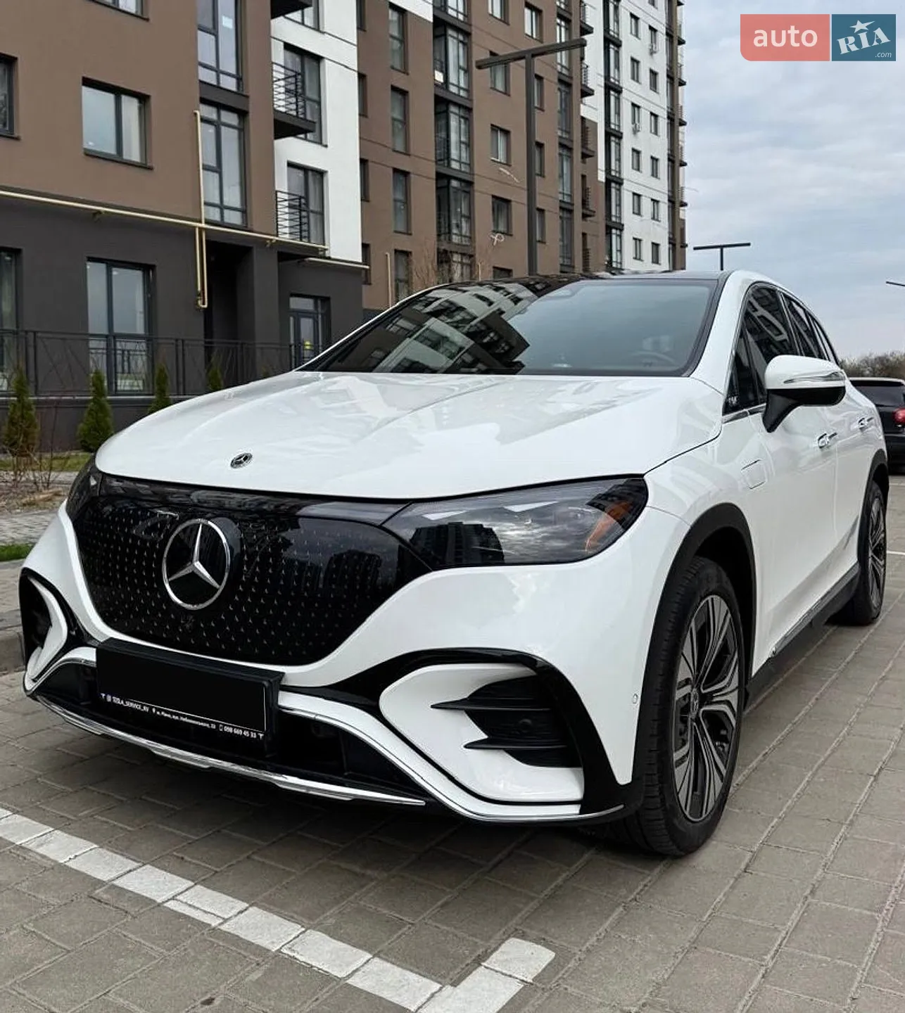 Mercedes-Benz EQE SUV, 2023