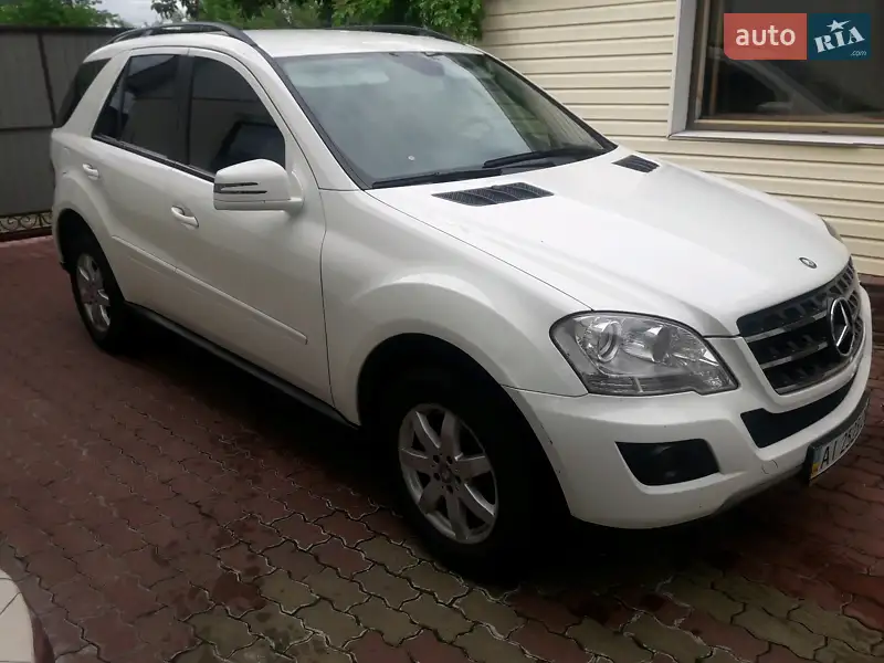 Mercedes-Benz M-Class, 2010