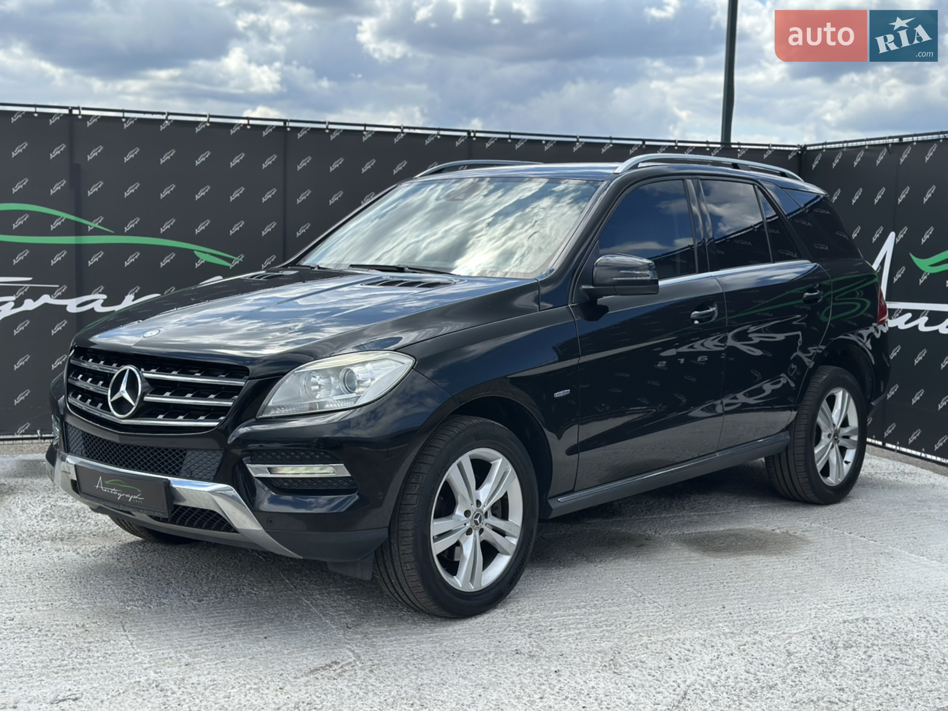 Mercedes-Benz M-Class, 2012