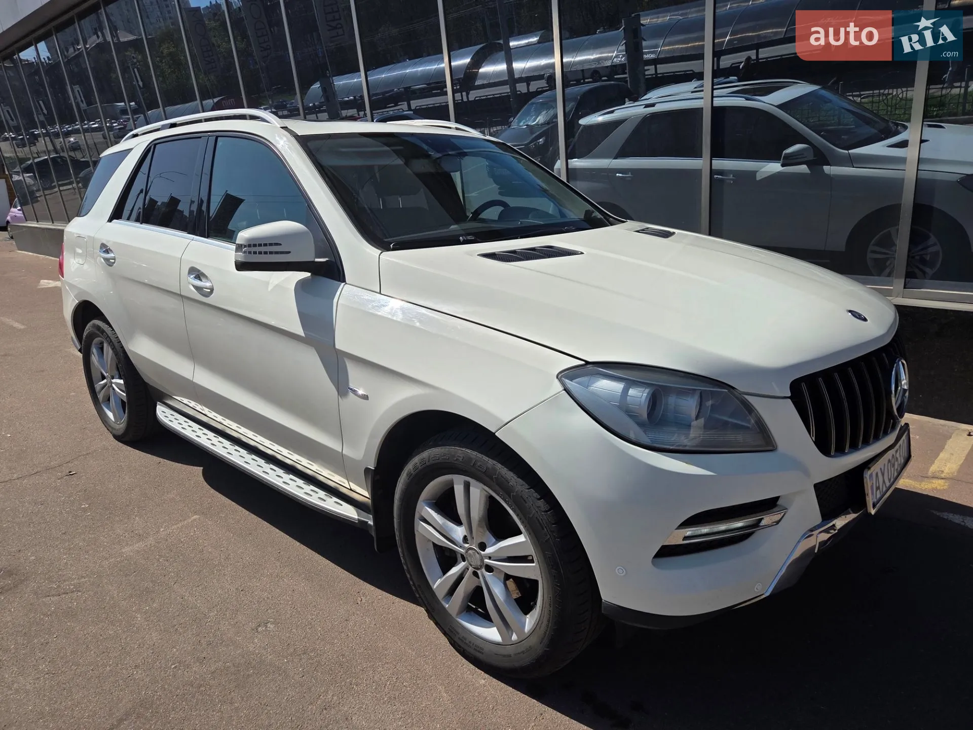 Mercedes-Benz M-Class, 2012