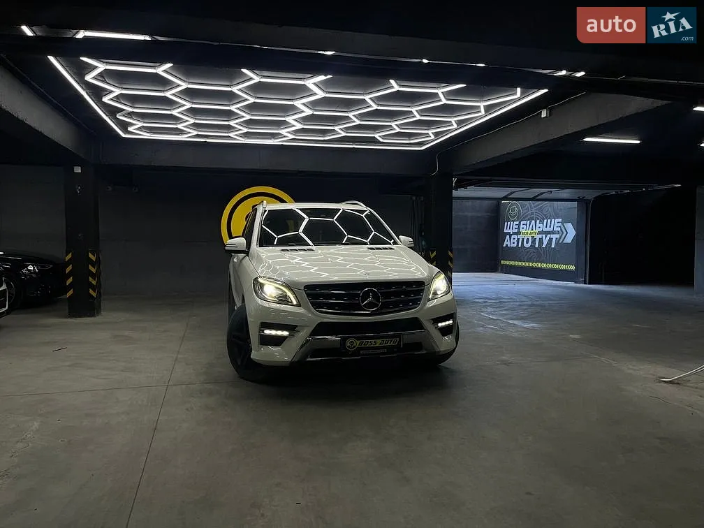Mercedes-Benz M-Class, 2012