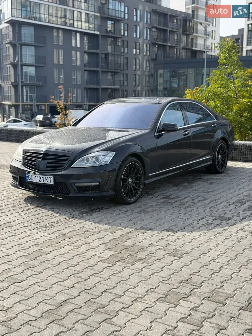 Mercedes-Benz S-Class, 2008