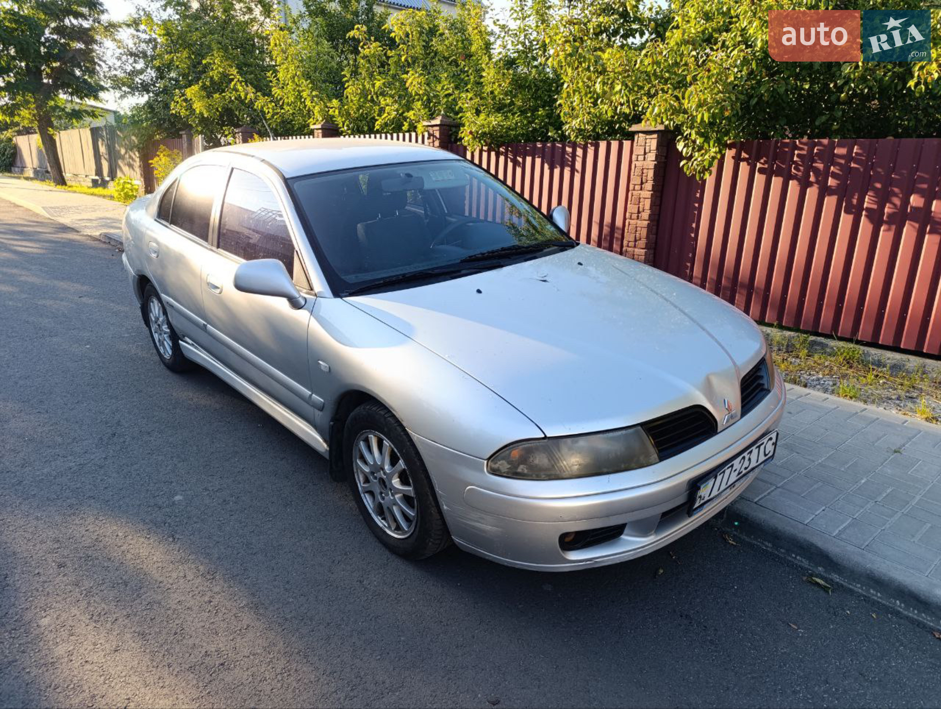 Mitsubishi Carisma, 2003