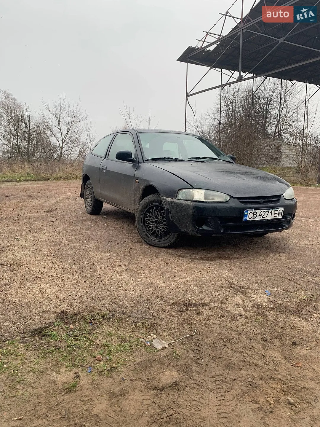 Mitsubishi Colt, 1998