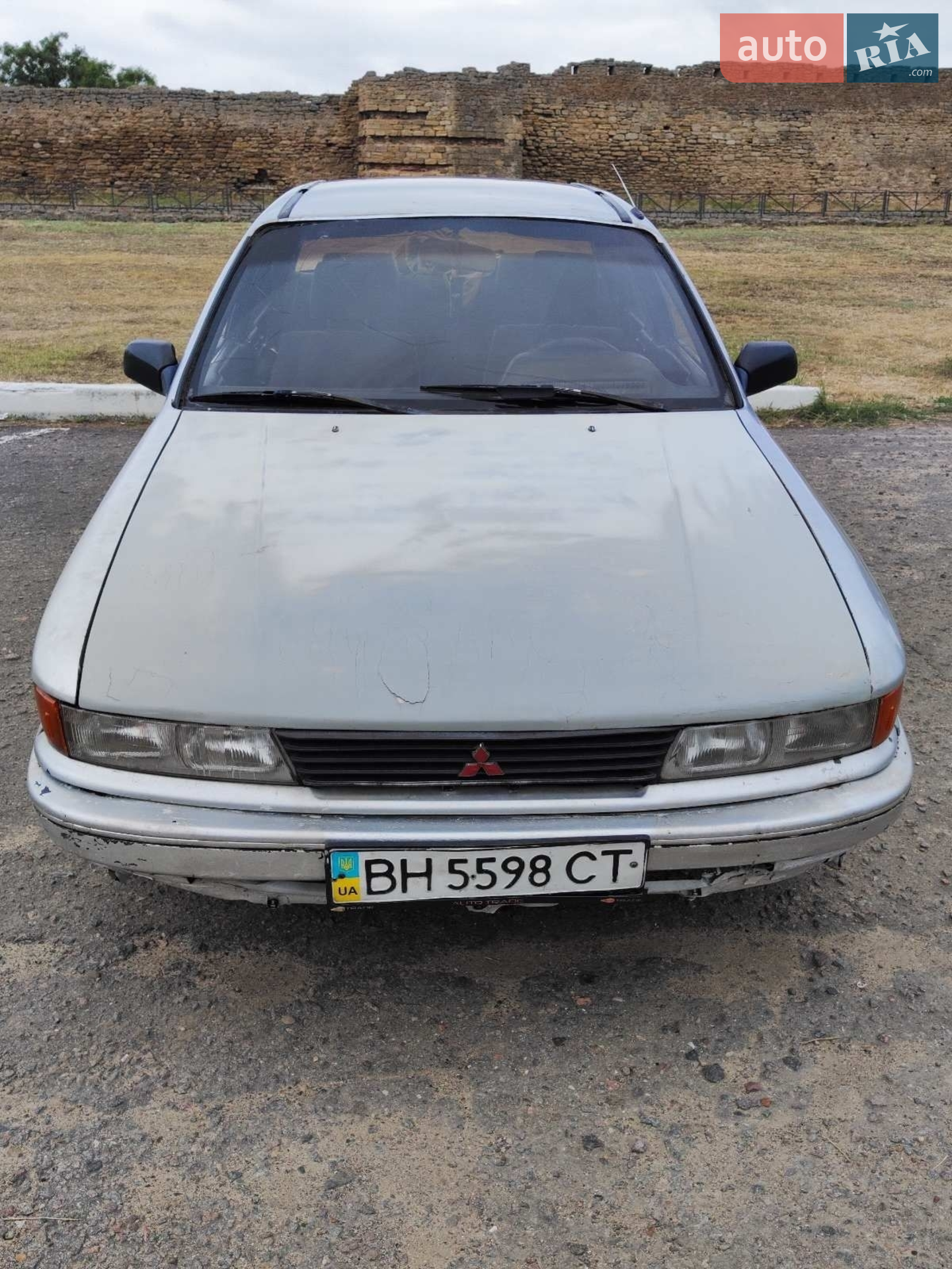 Mitsubishi Galant, 1988