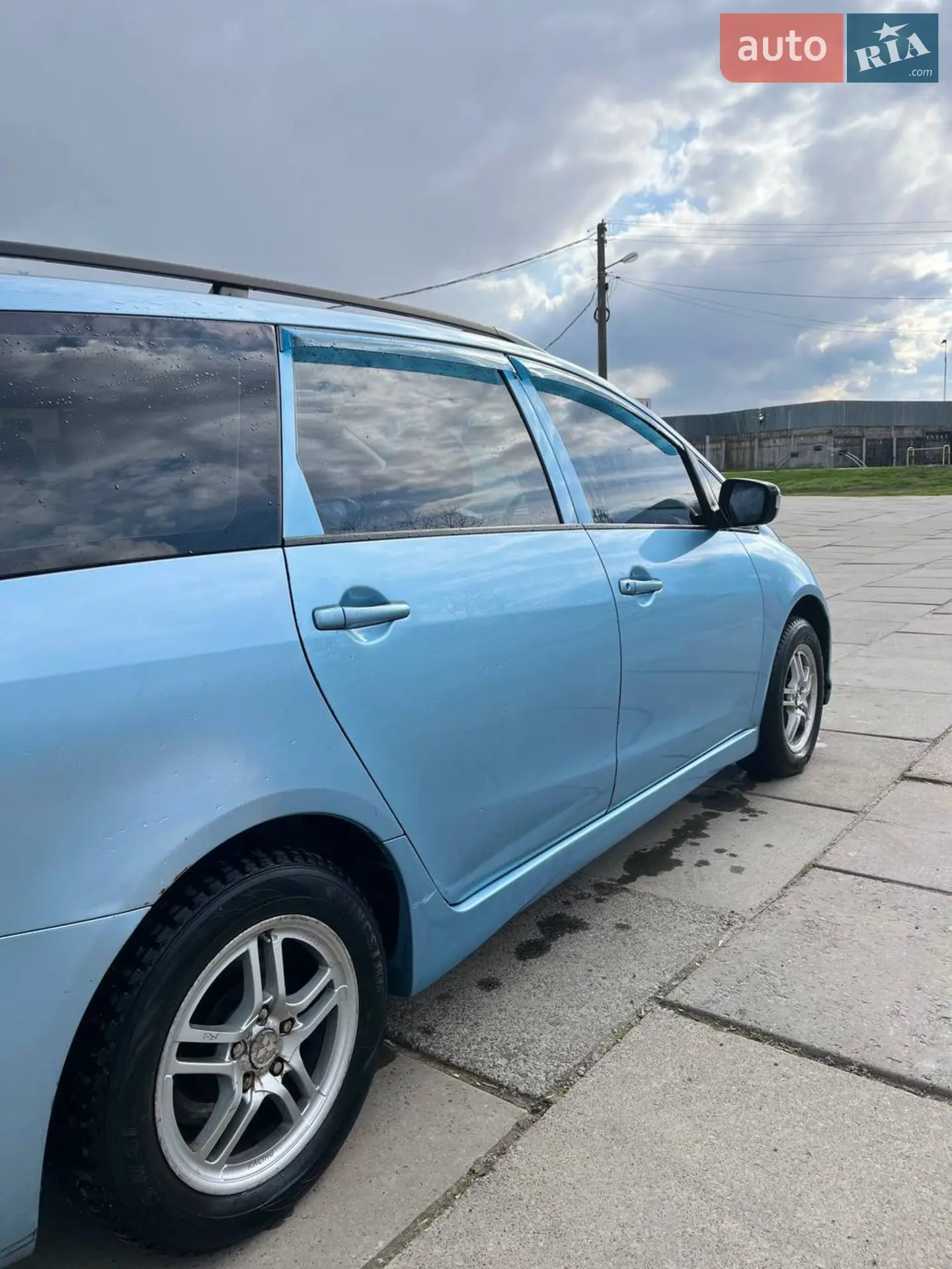 Mitsubishi Grandis, 2004