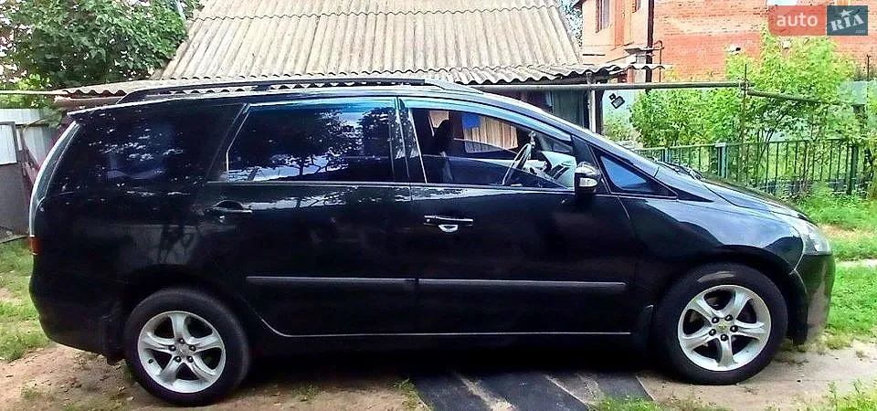 Mitsubishi Grandis, 2004