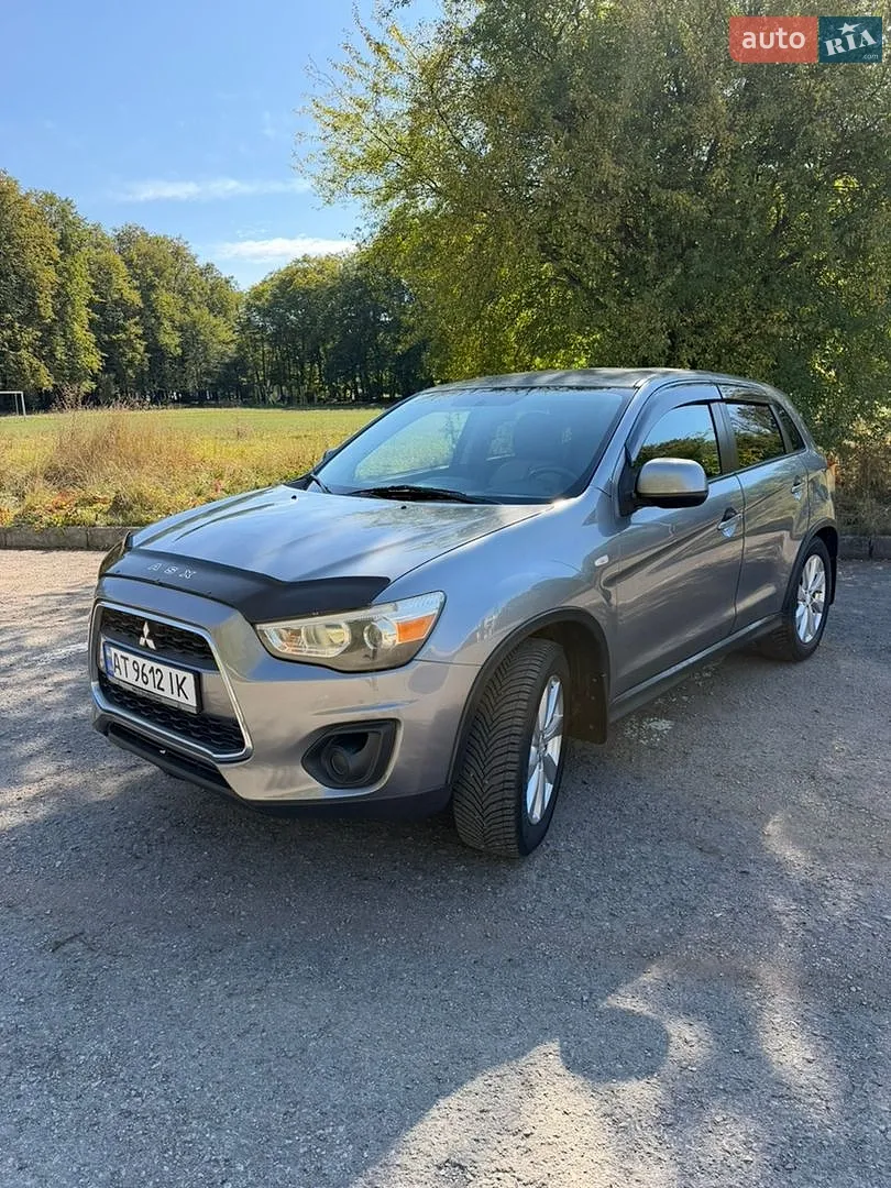 Mitsubishi Outlander Sport, 2013
