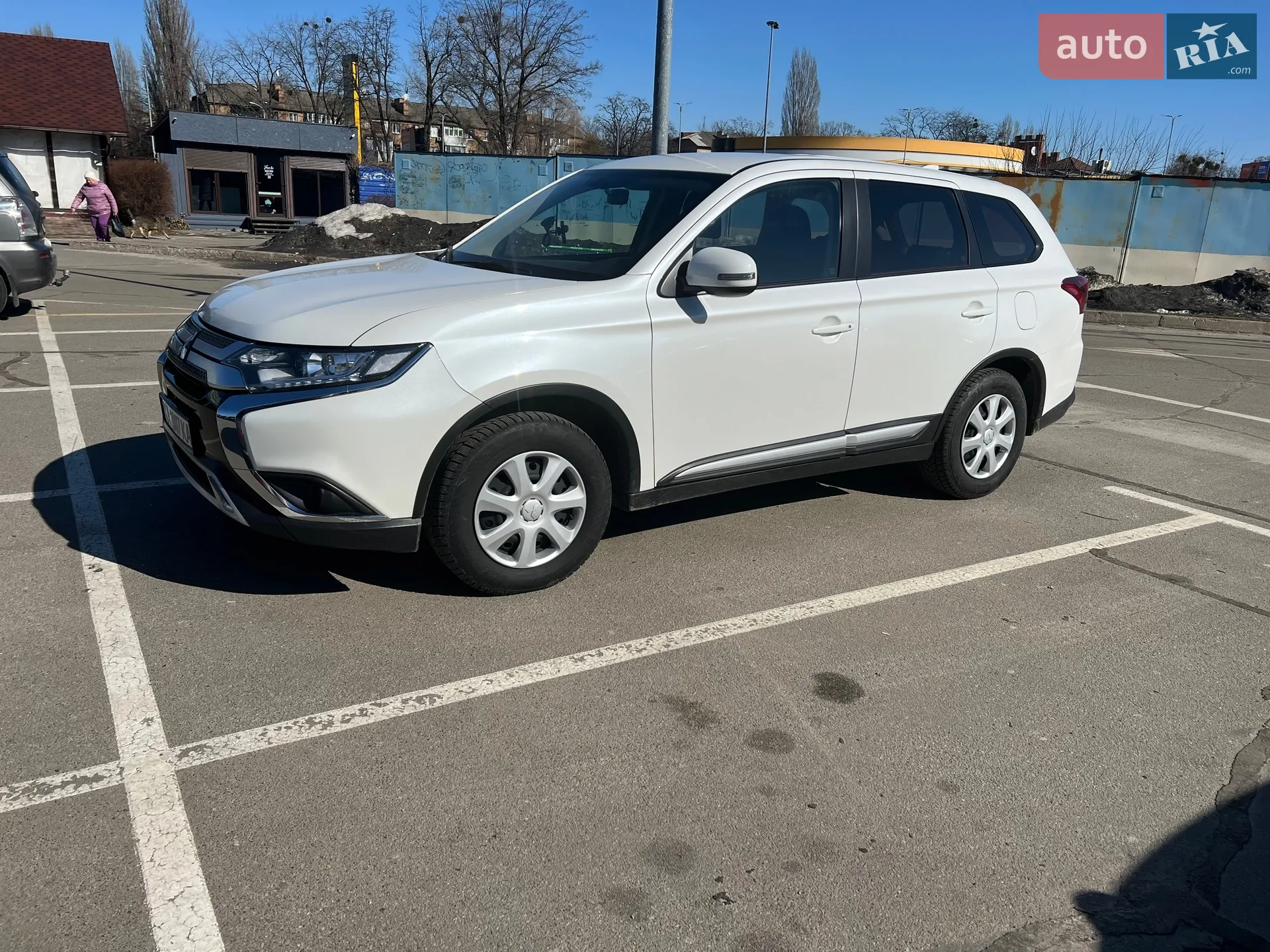 Mitsubishi Outlander, 2020