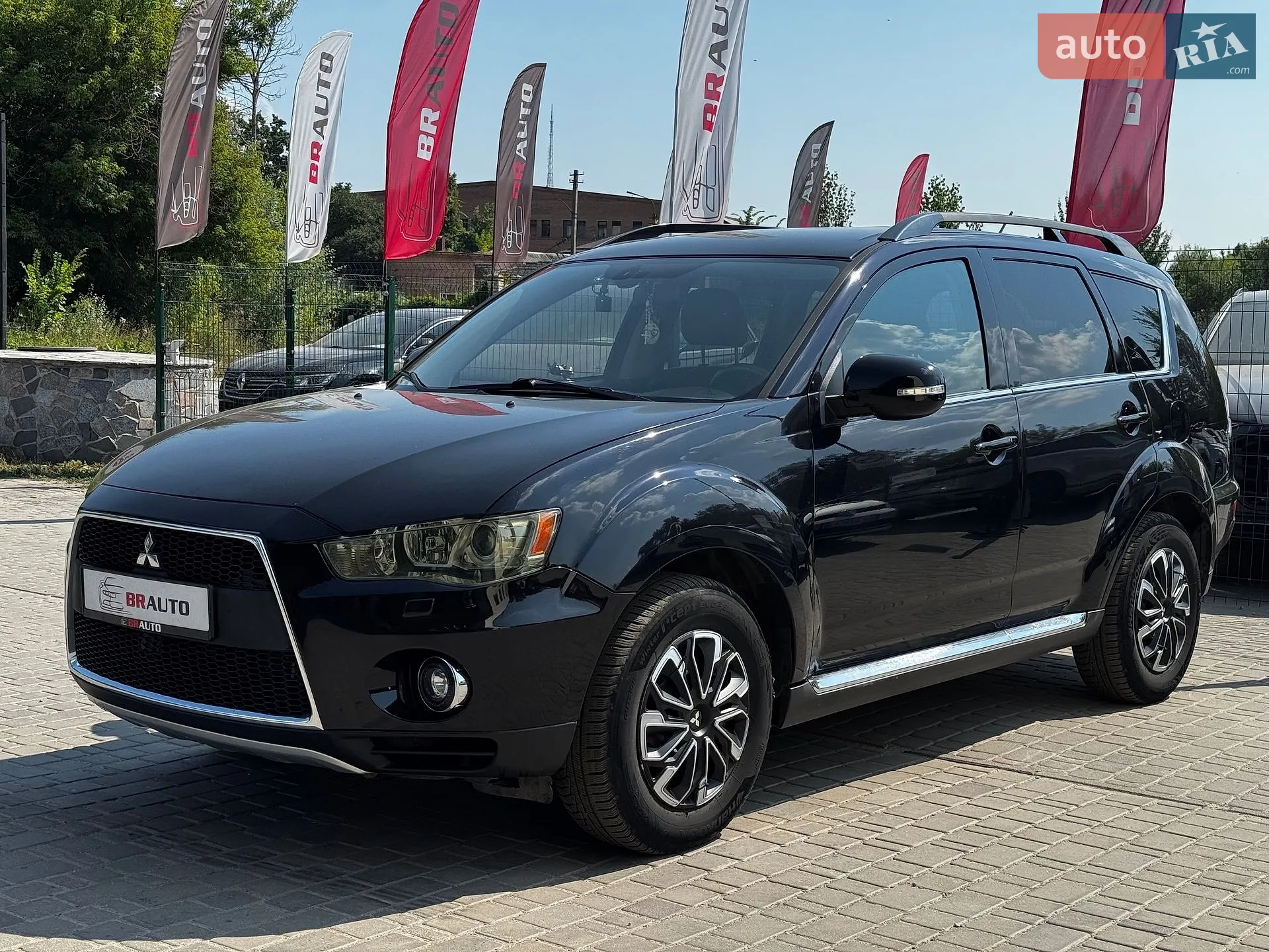 Mitsubishi Outlander, 2011