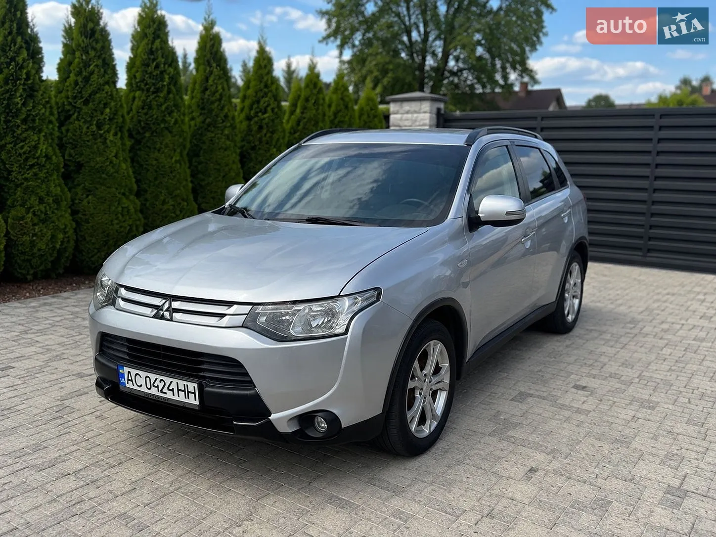 Mitsubishi Outlander, 2014