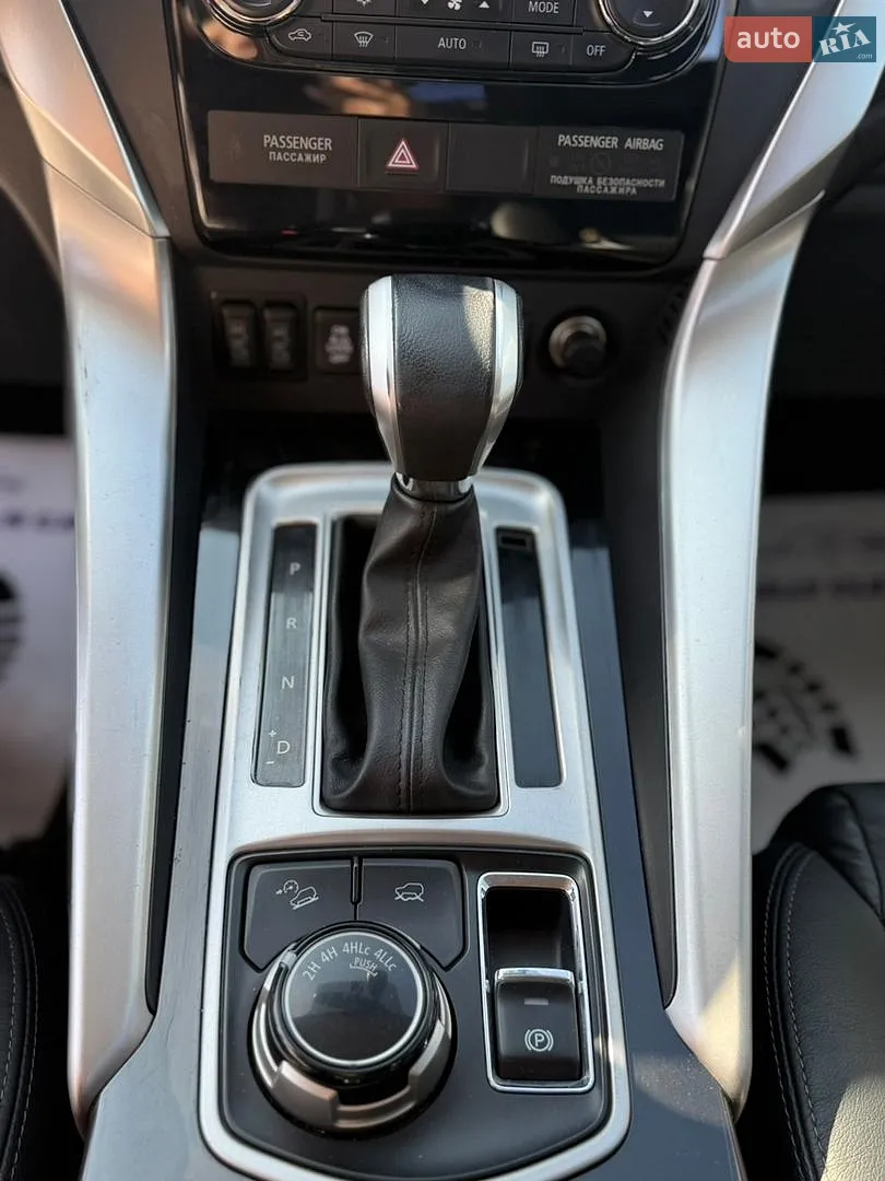 Mitsubishi Pajero Sport, 2017