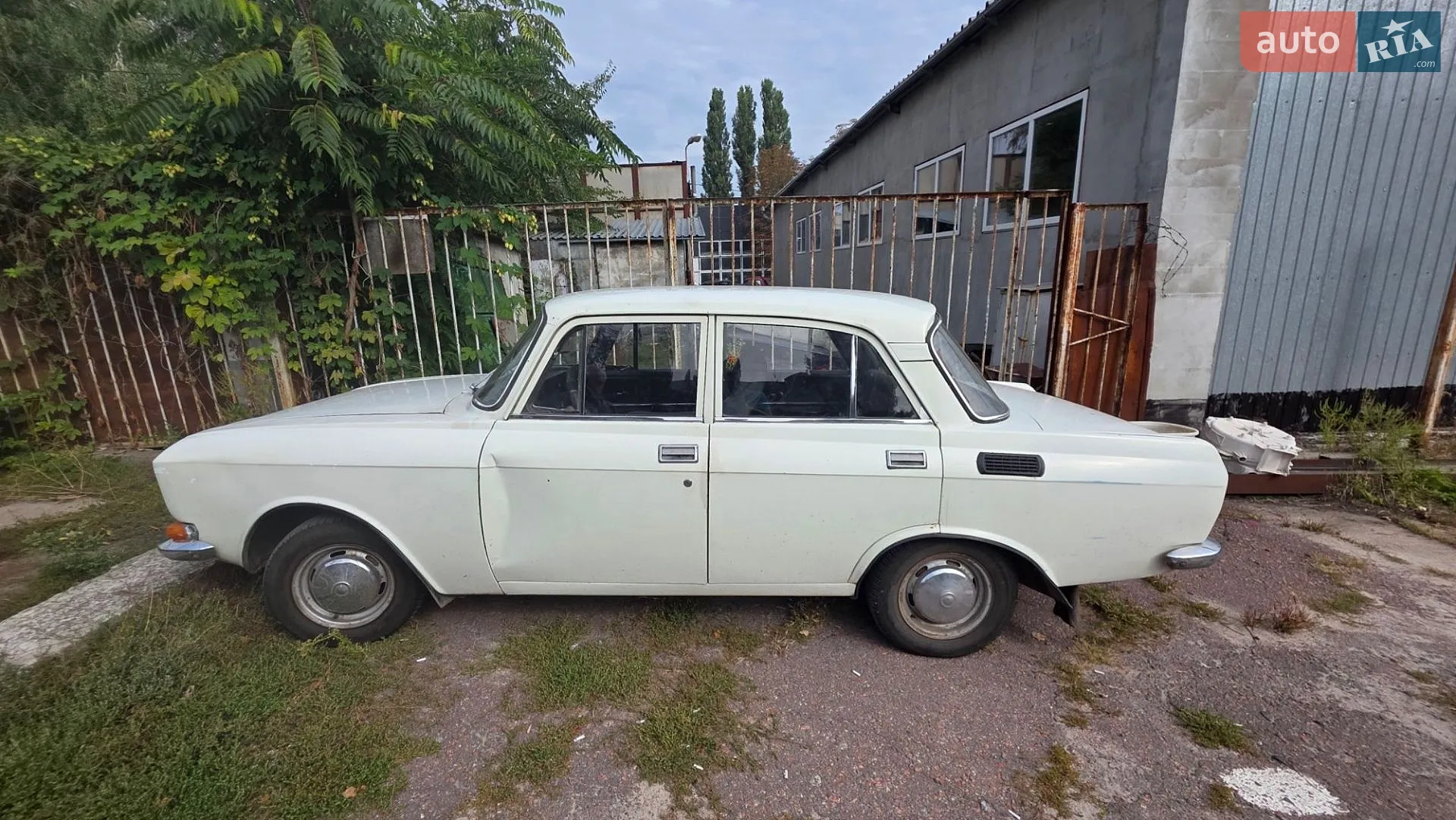 Москвич/АЗЛК 2140, 1981